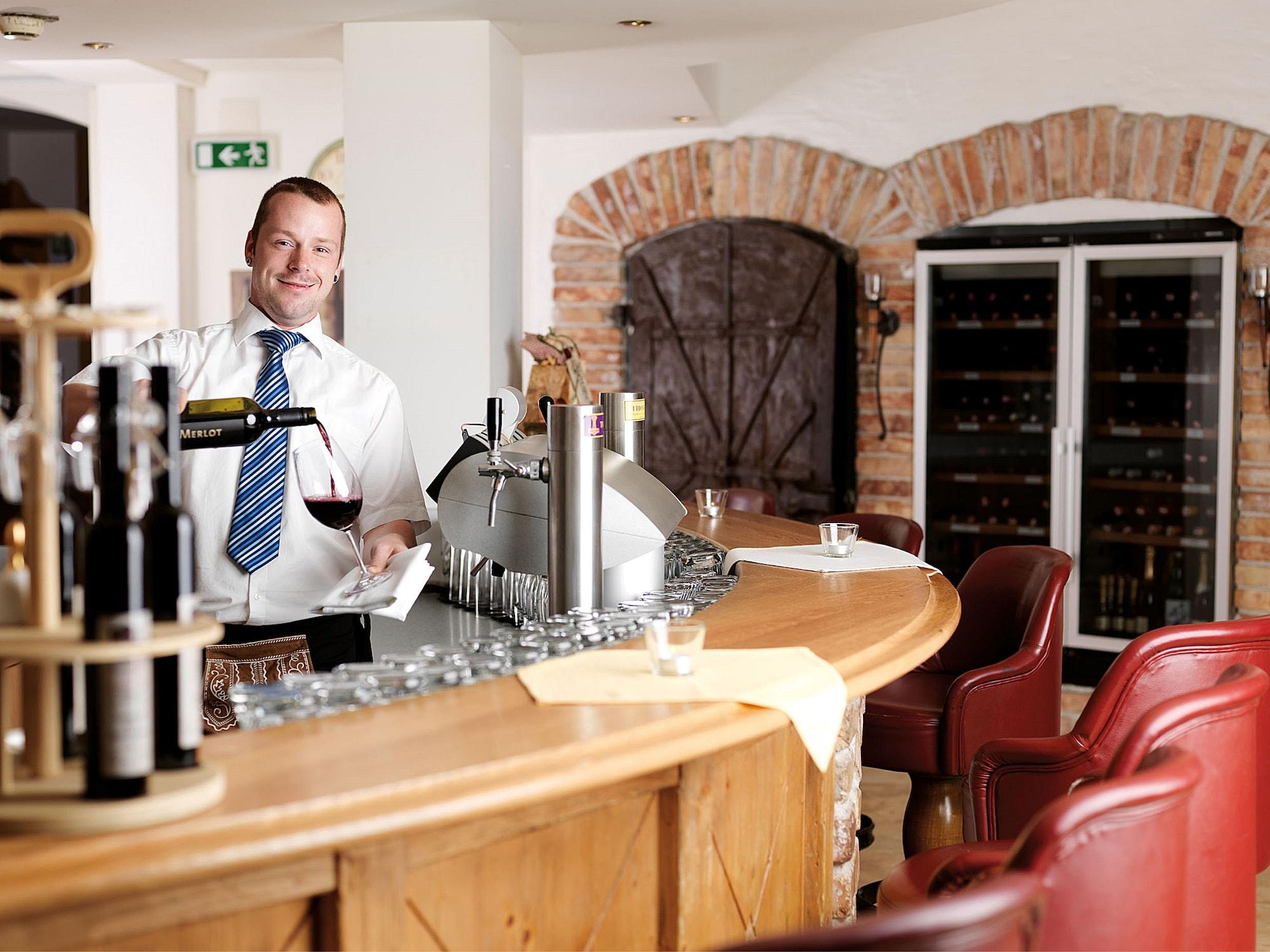 Bar/Salón Hotel Enzian