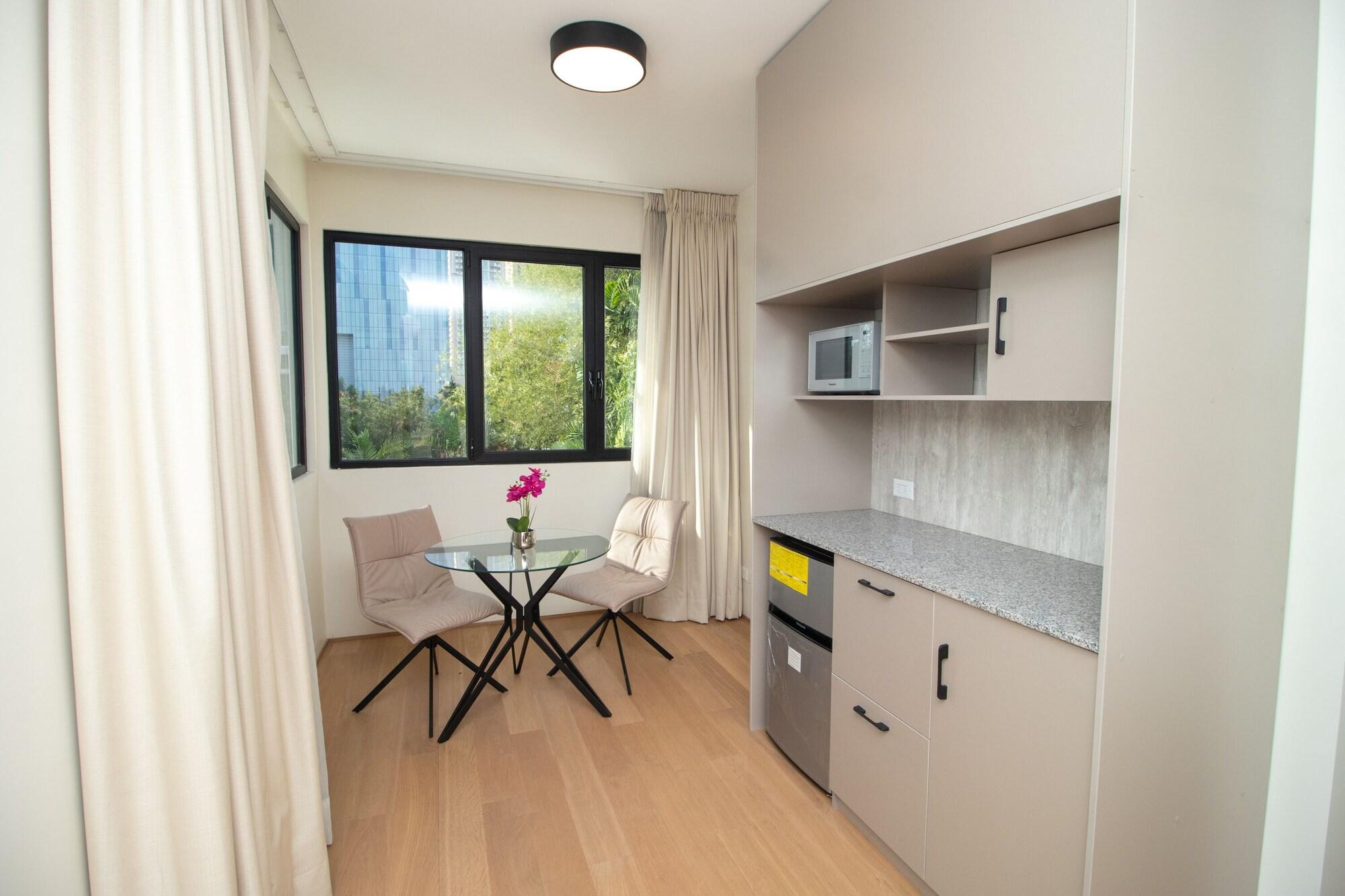 Equipamiento de Habitación ESHEL SUITES PANAMA