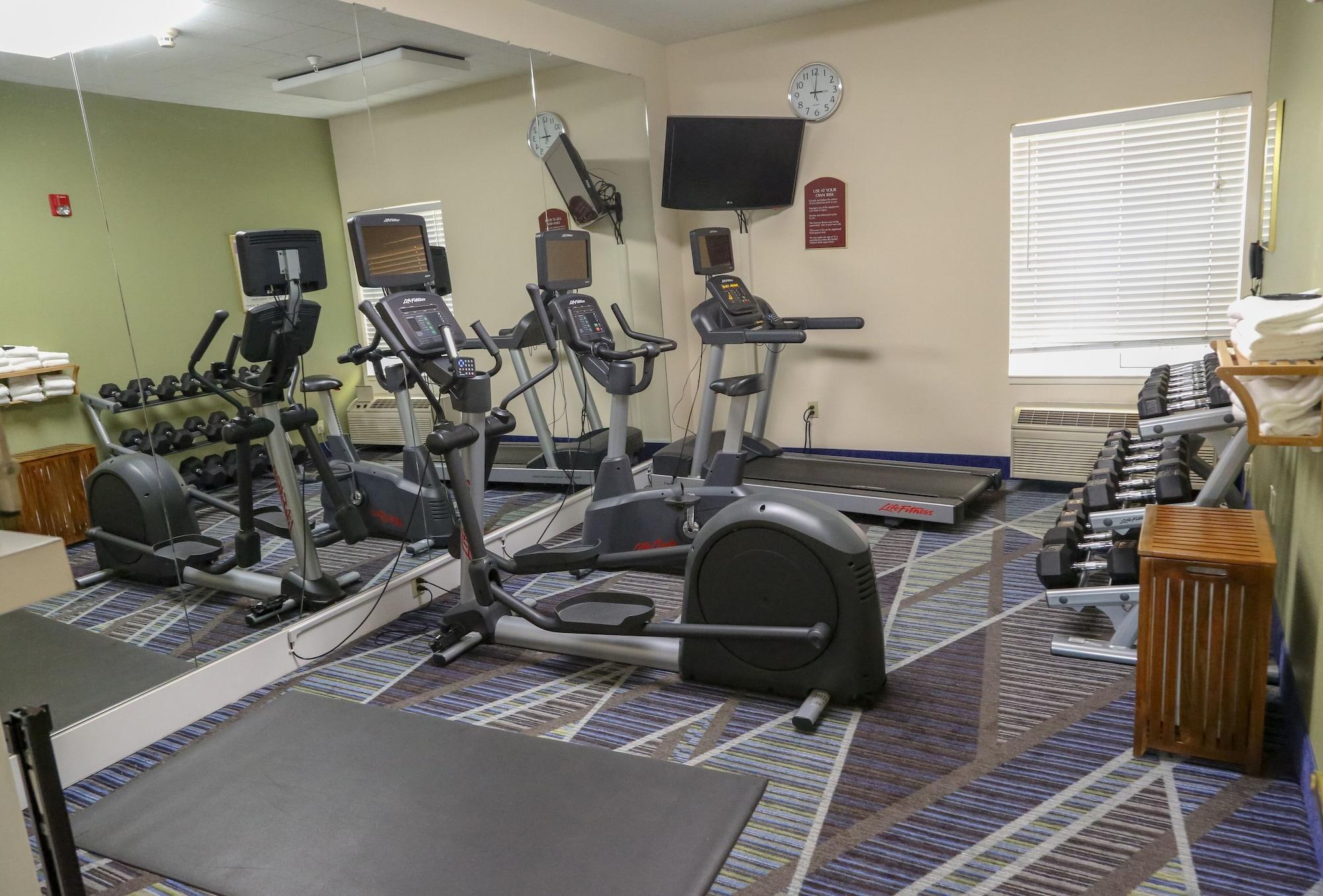 Gimnasio Holiday Inn Express Hotel & Suites Berkeley by IHG