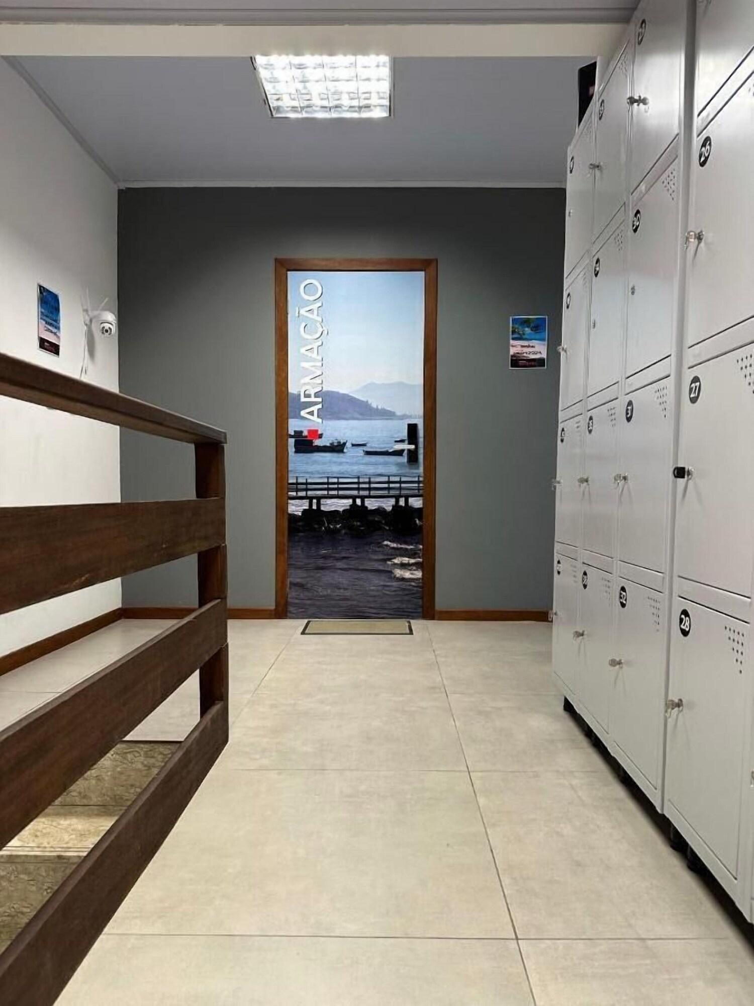 Varios Smart Hostel