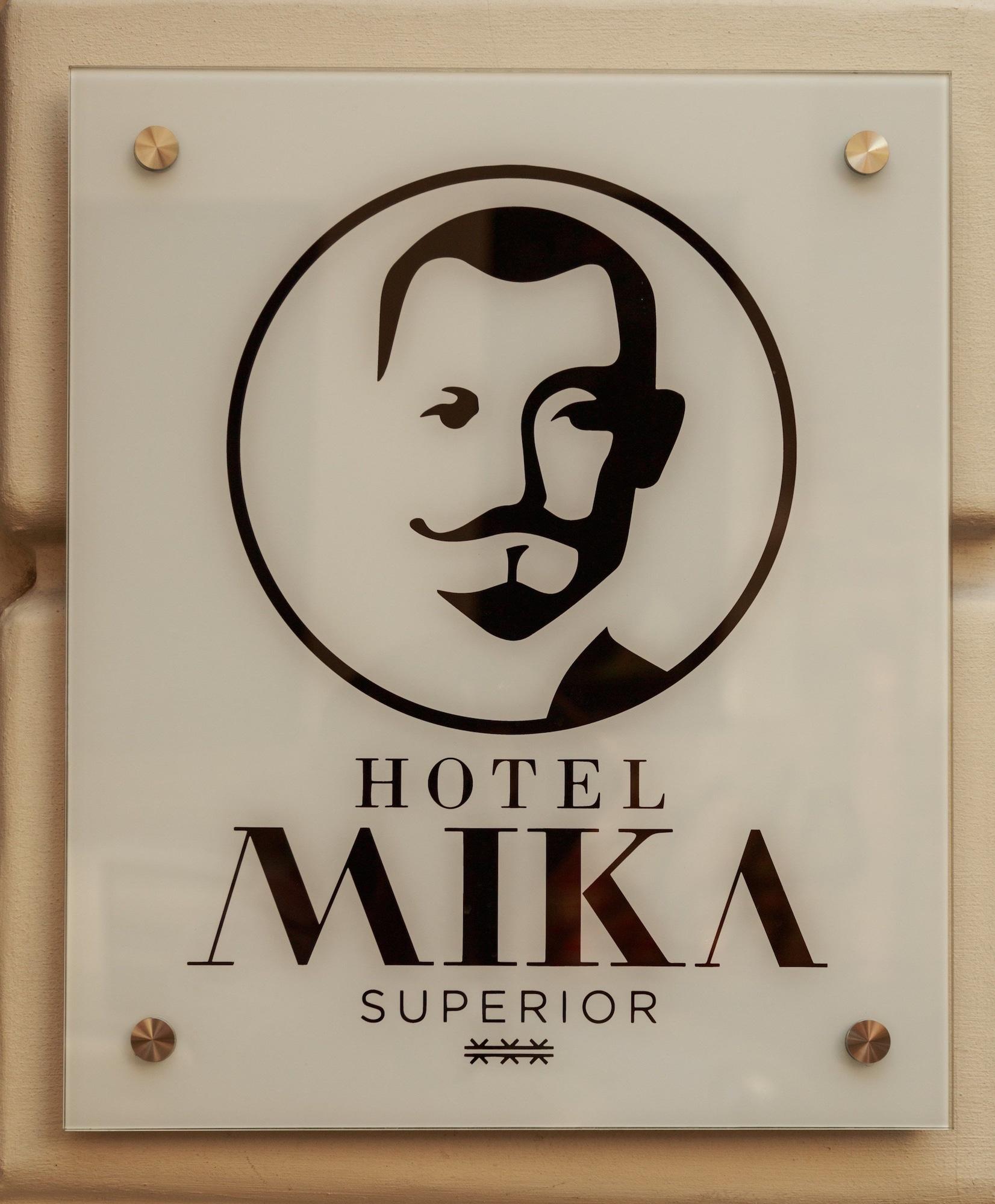 Vista Exterior Hotel Mika Downtown