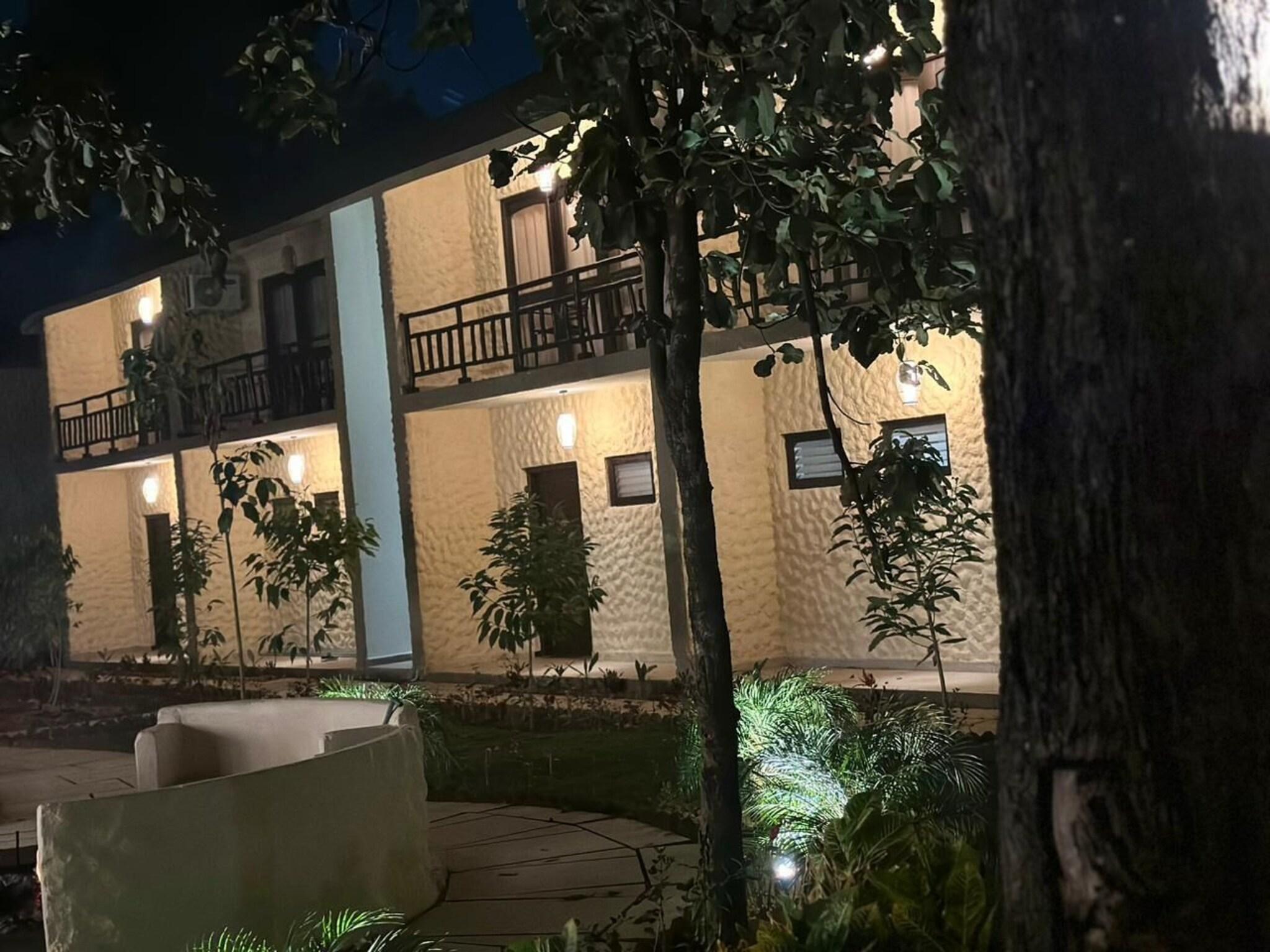 Vista Exterior Citrus Prime Kanha Resort And Villas