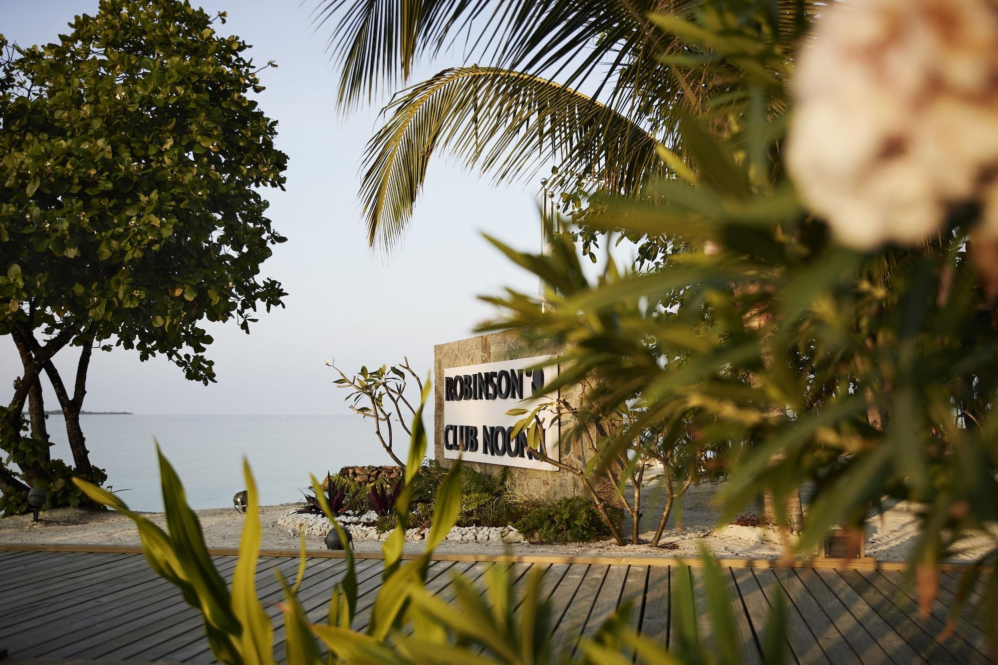 Vista Exterior ROBINSON NOONU - All inclusive