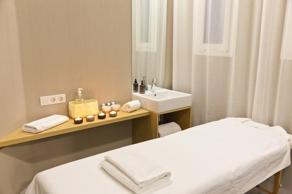 Hotel Alexandra Barcelona Hotel, Curio Collection by Hil