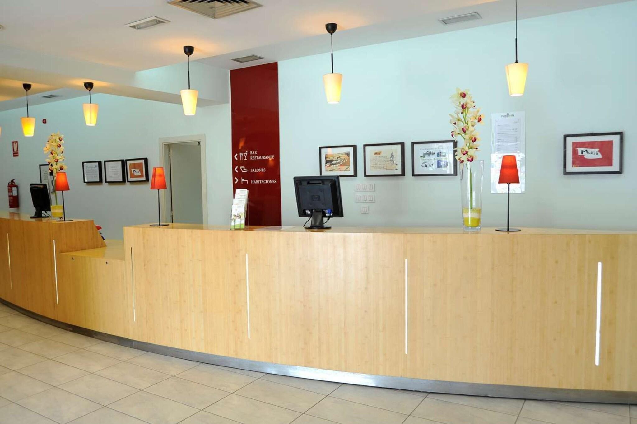 Vista Lobby Travelodge Murcia