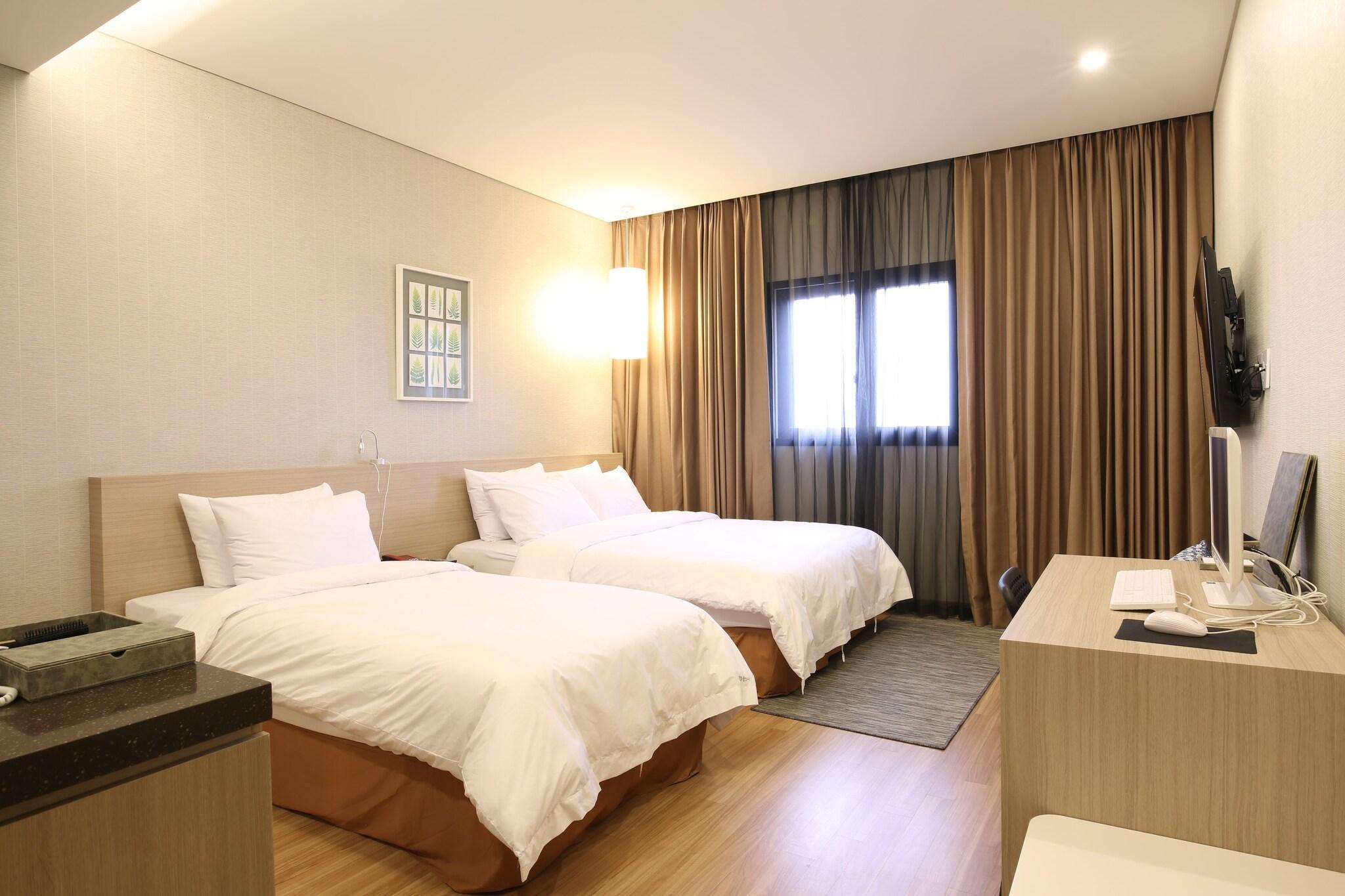 Vista Lobby Hotel Clover