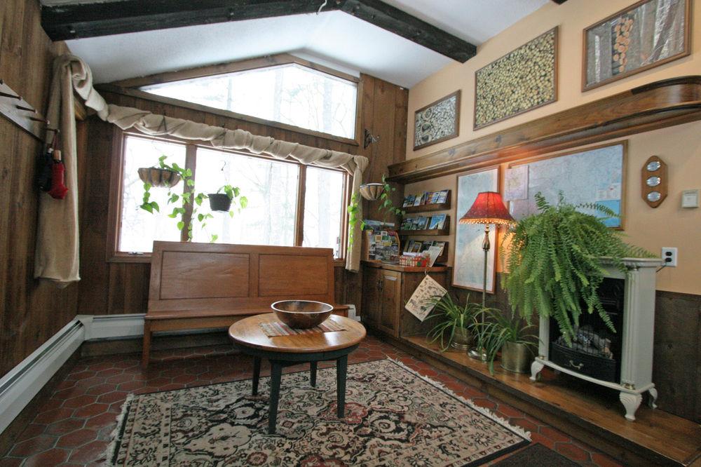 Vista Lobby The Old Saco Inn