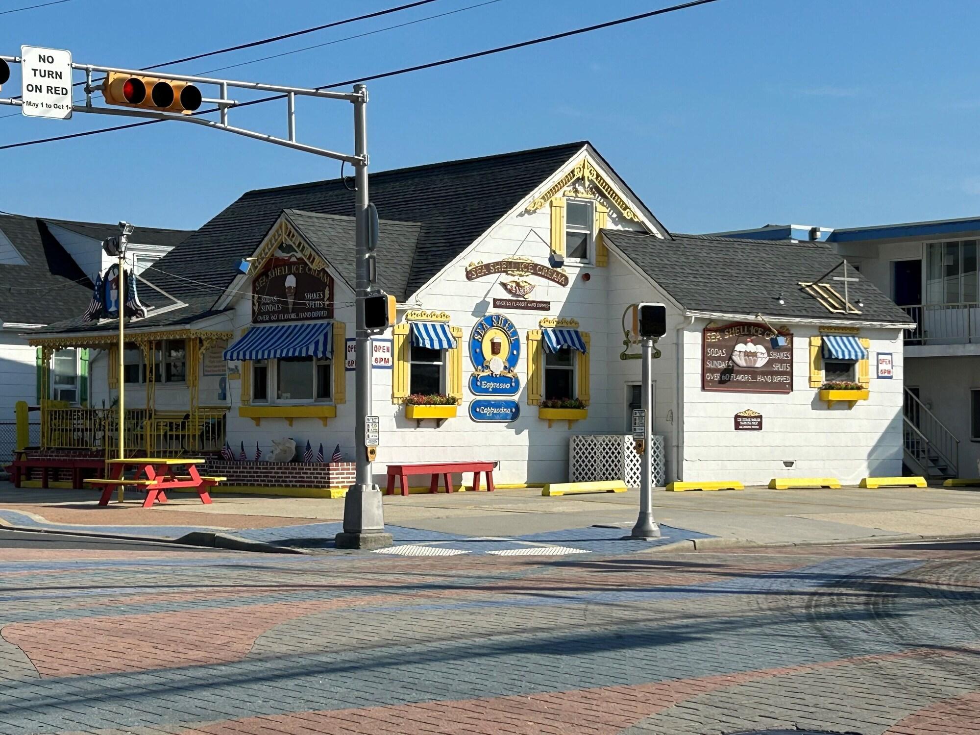 Restaurant Esplanade Suites, a Sundance Vacations Property