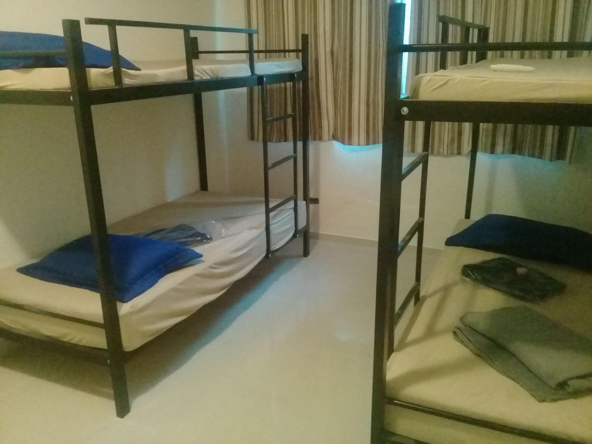 Habitación Hostel Residential Inn