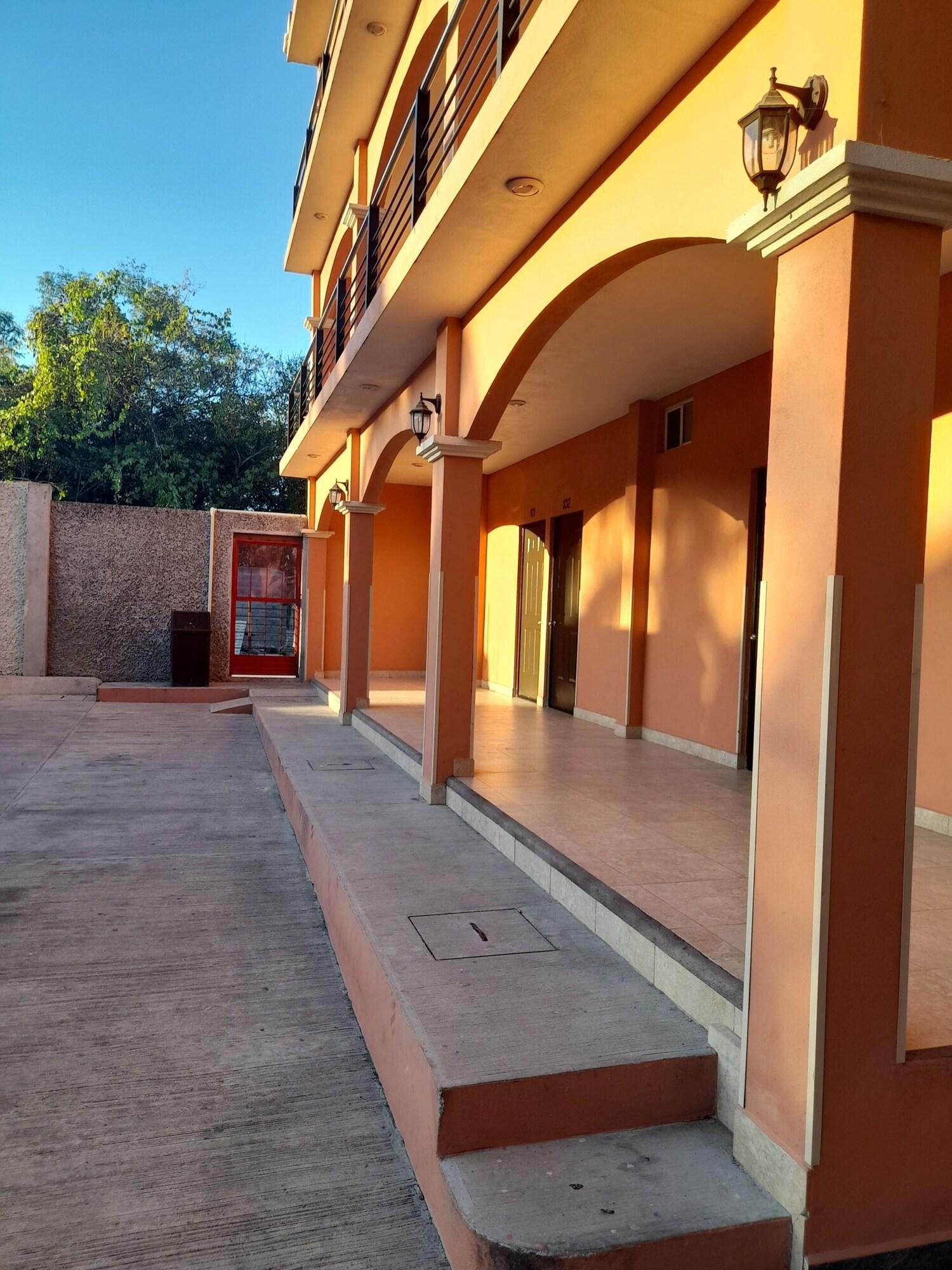 Vista Exterior HOTEL YADO INN