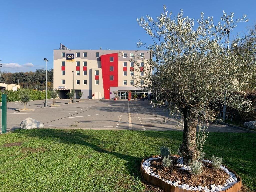 Vista Exterior Ace Hôtel Valence