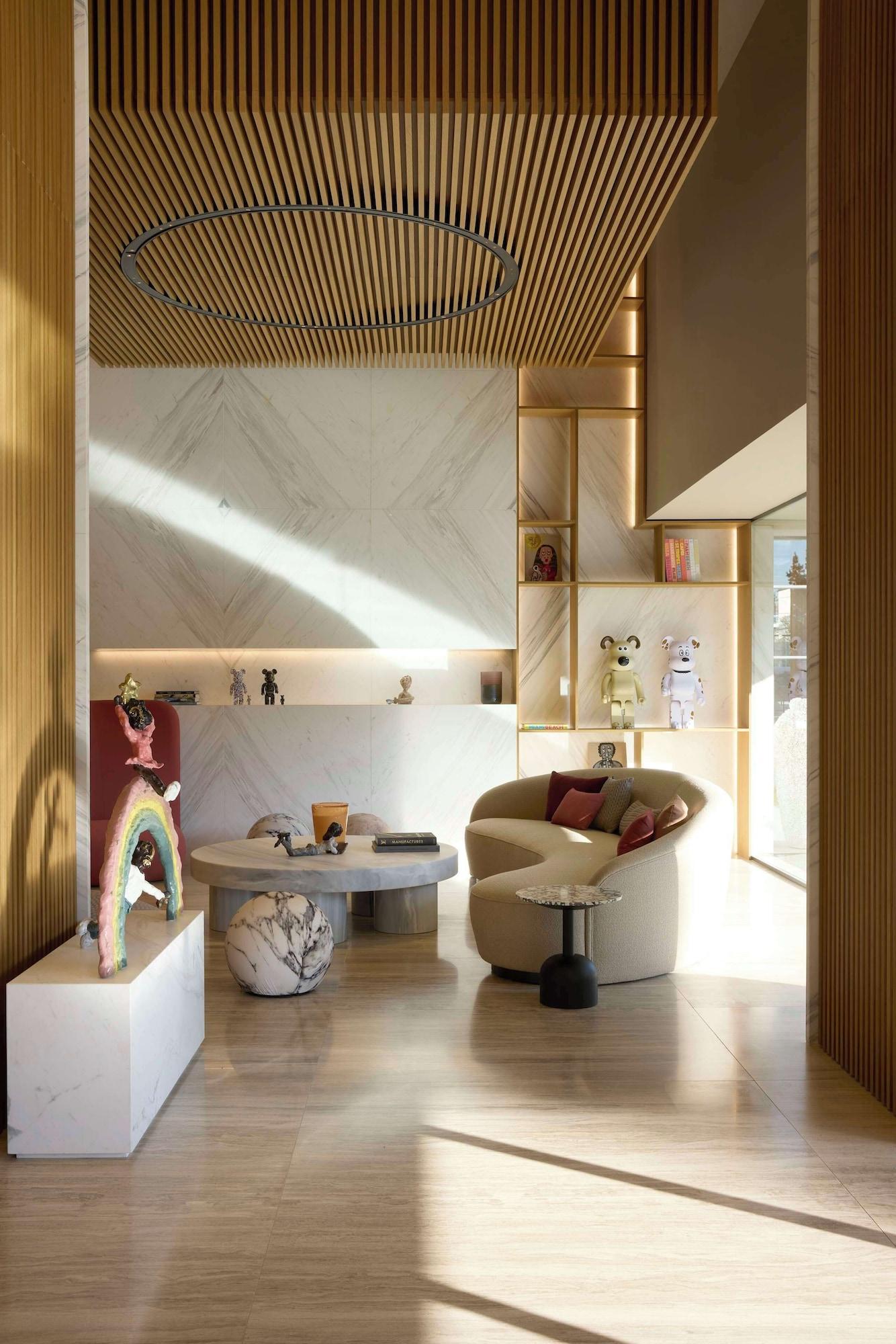 Vista Lobby Dusit Suites Athens