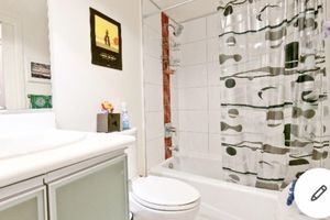 Alquiler Vacacional - Cosy Furnished Apartment in Heart of Vancouver