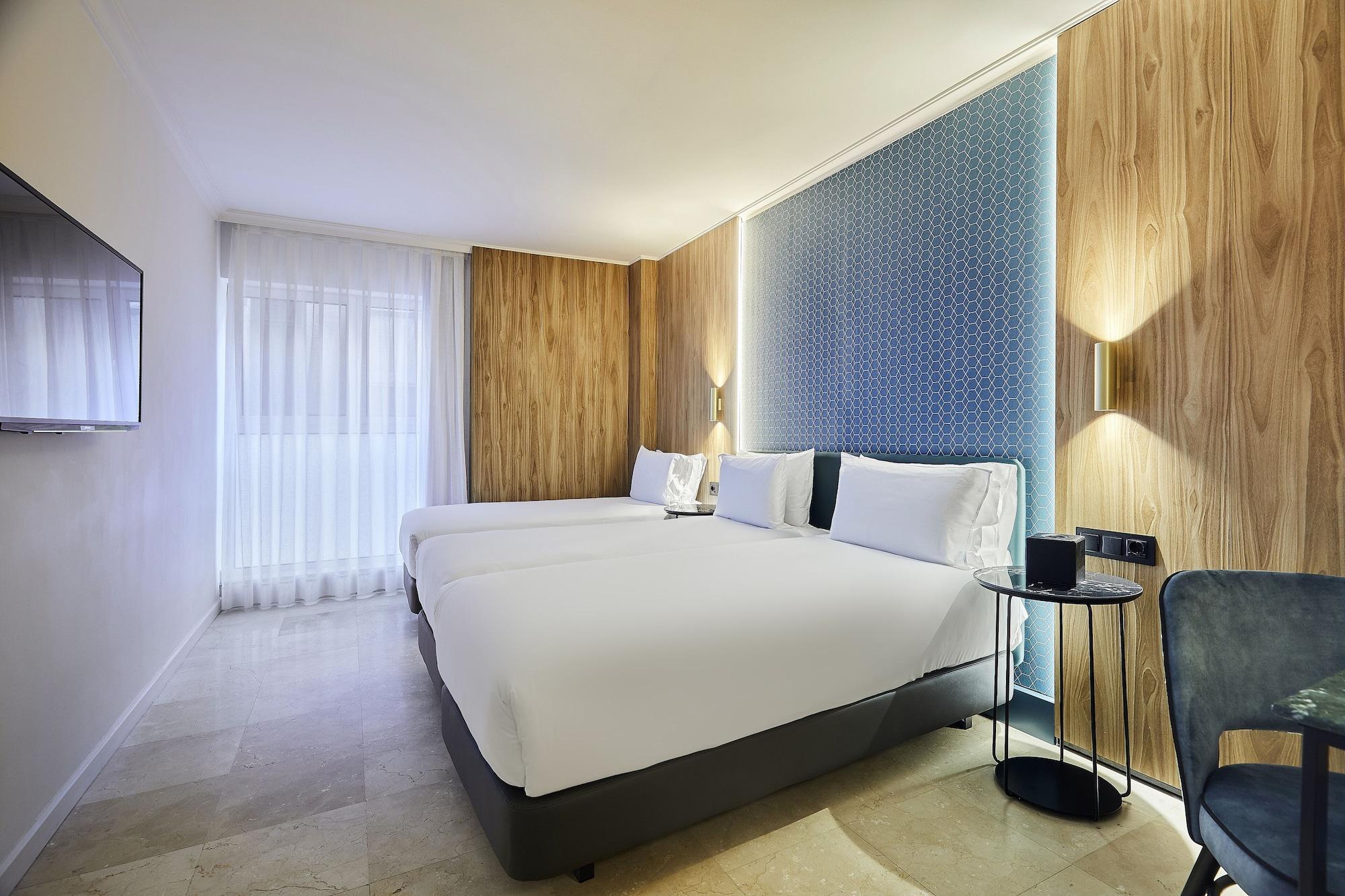 Varios Hotel Exe Mitre