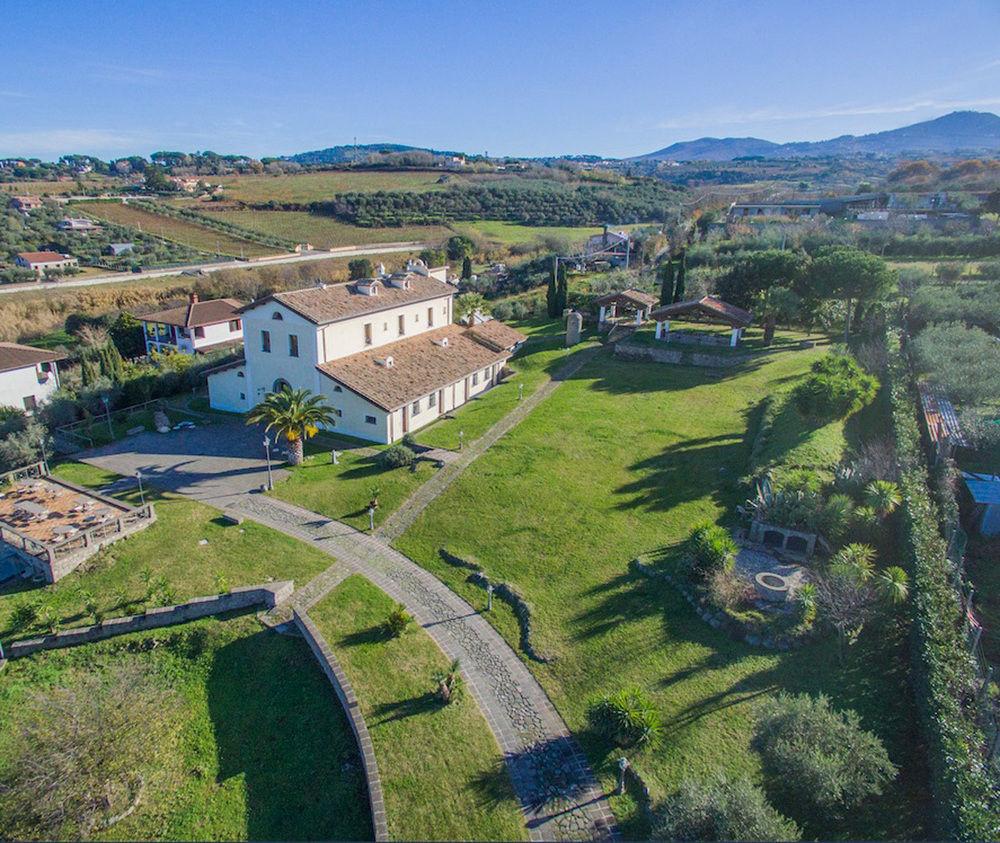 Vista Exterior Residenza D'Epoca Pietra di Ponente