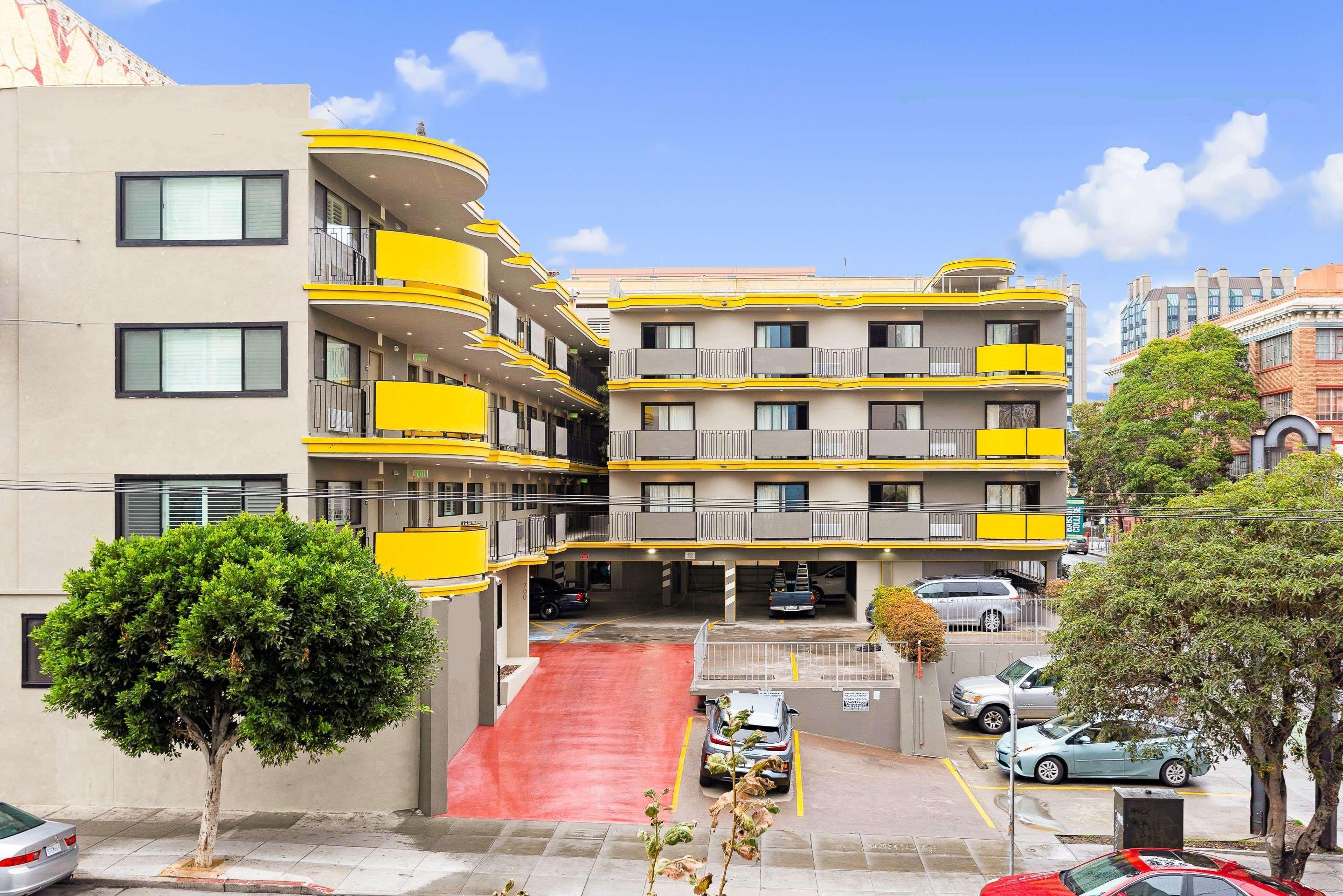 Varios Best Western Red Coach Inn