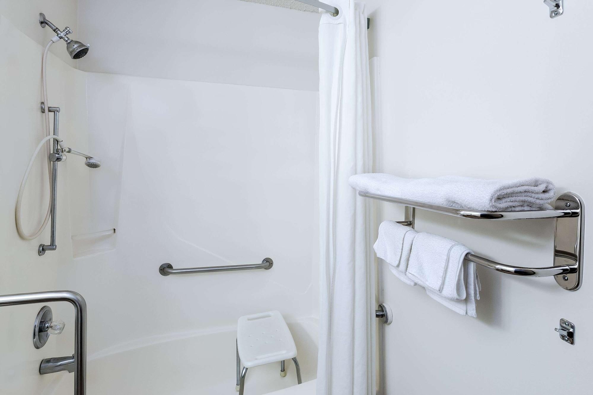 Equipamiento de Habitación Super 8 by Wyndham Columbus