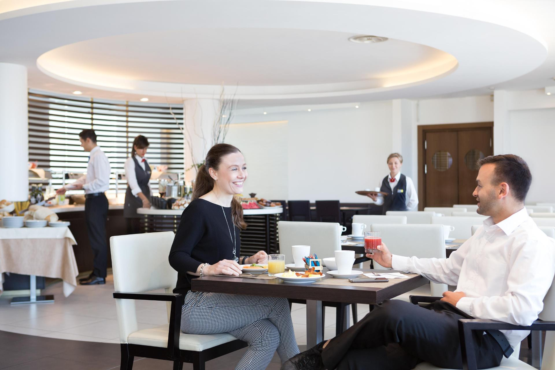 Restaurant iH Hotels Roma Z3