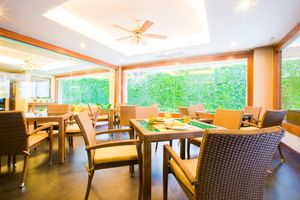 Alojamiento - Romantic Khon Kaen Hotel