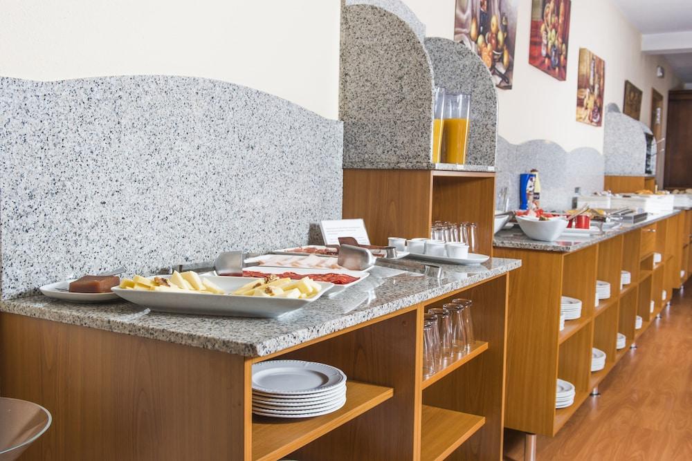 Bar/Salón Alda Castelao