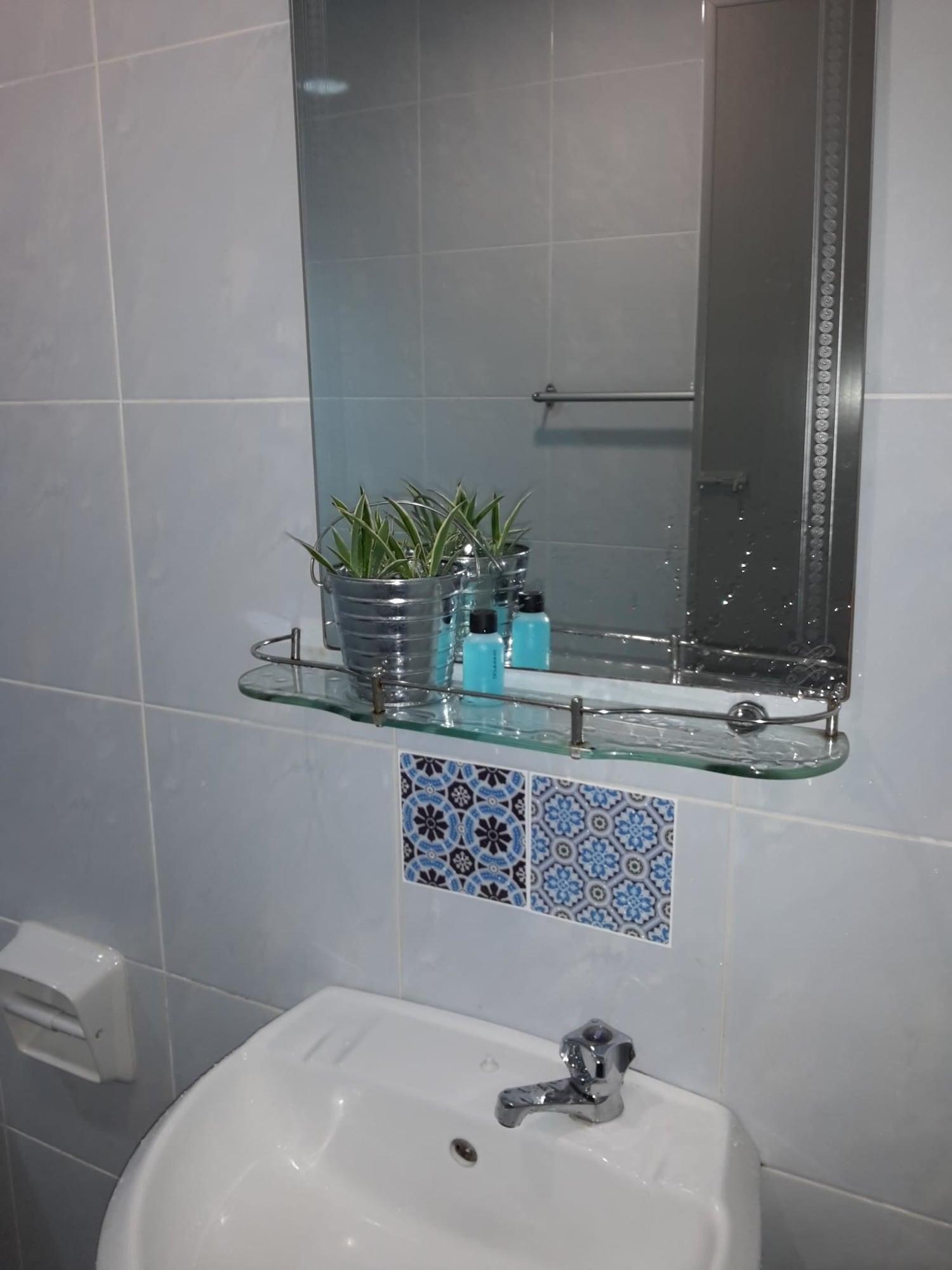 Equipamiento de Habitación Thoo Hotel