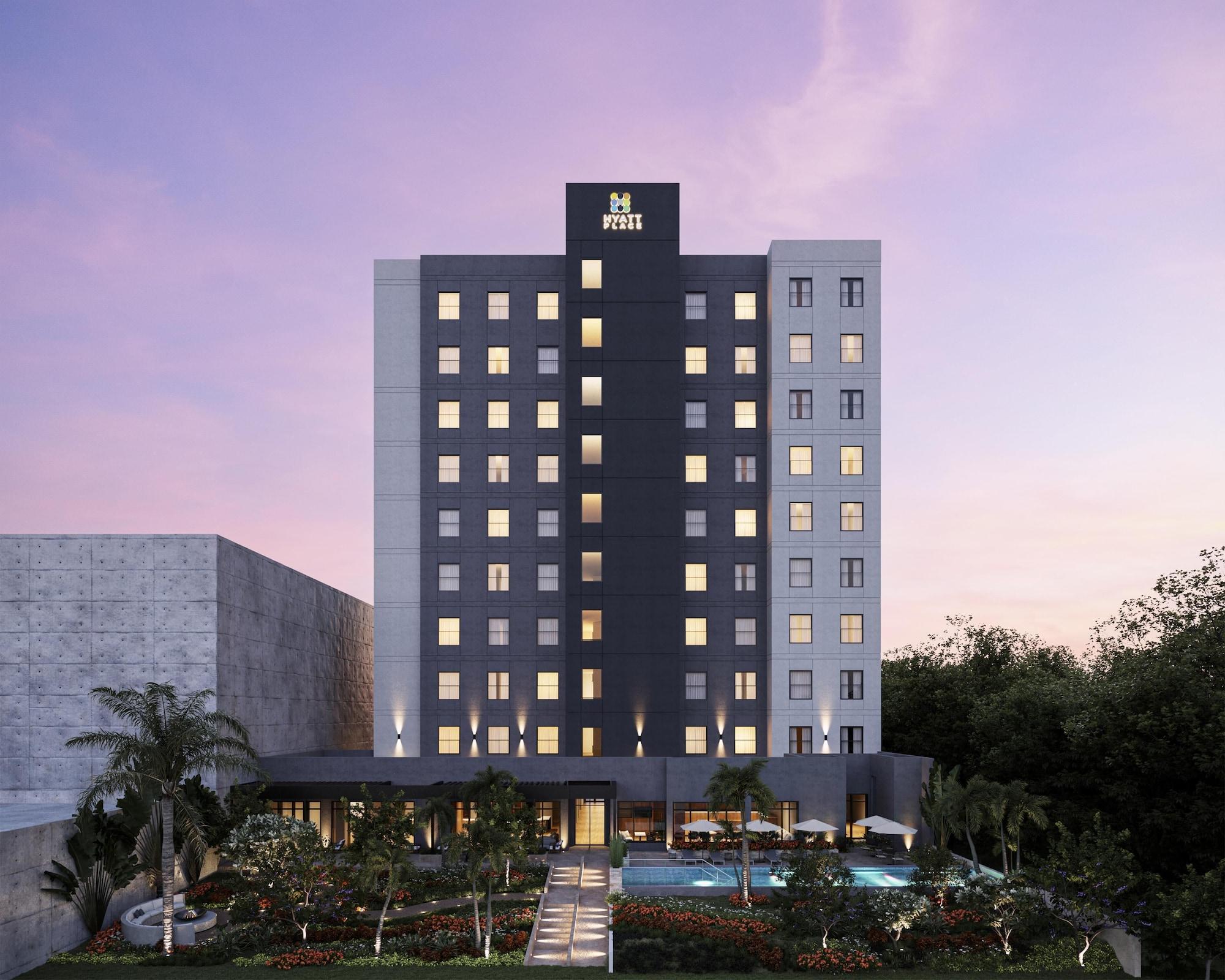 Vista Exterior Hyatt Place Merida/Via Montejo