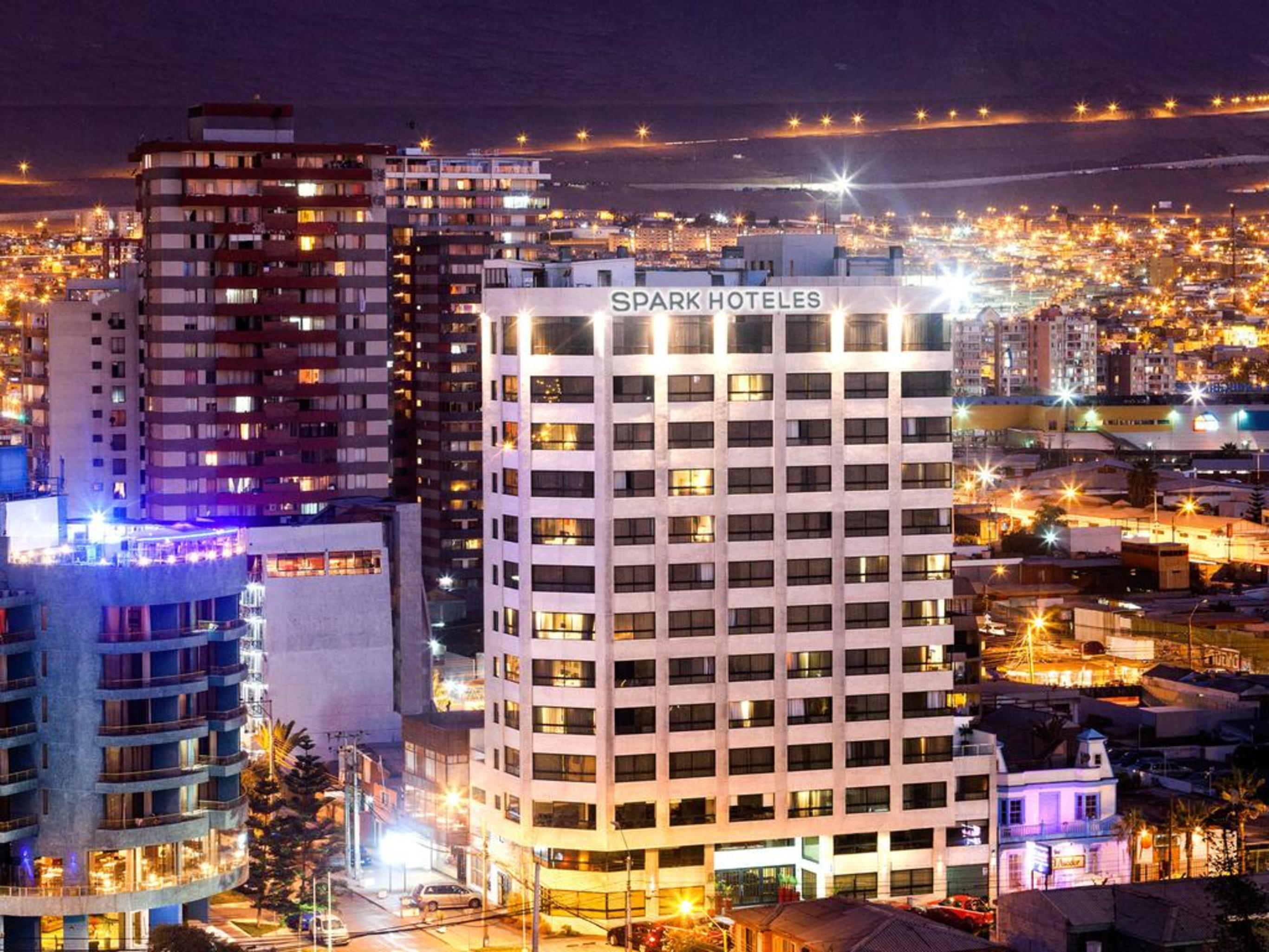 Vista Exterior Spark Suite Iquique