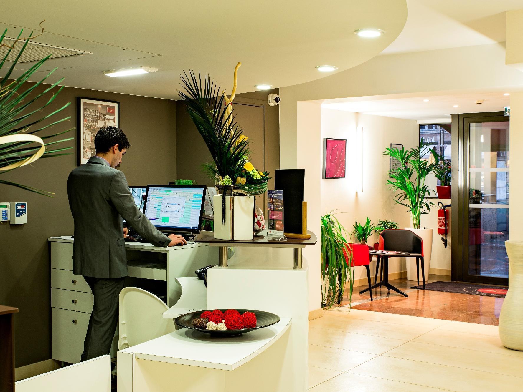 Vista Lobby Hôtel Le Père Léon