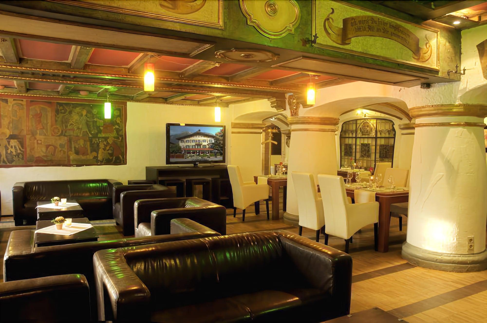 Bar/Salón ATLAS Posthotel