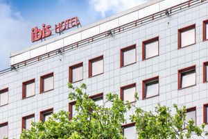 Alojamiento - ibis Berlin Messe