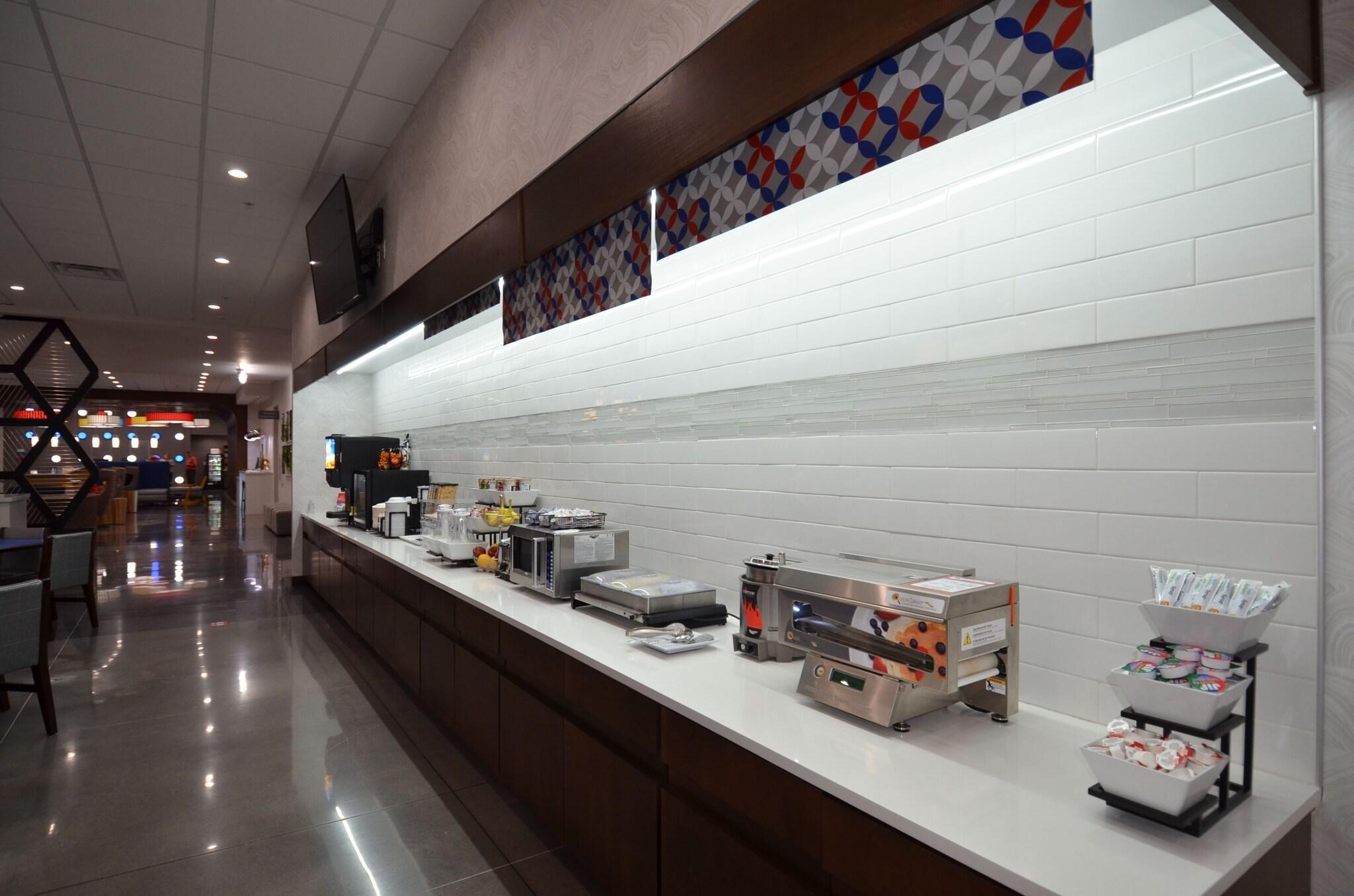 Restaurant GLō Best Western Enid OK Downtown/Convention Center Hotel