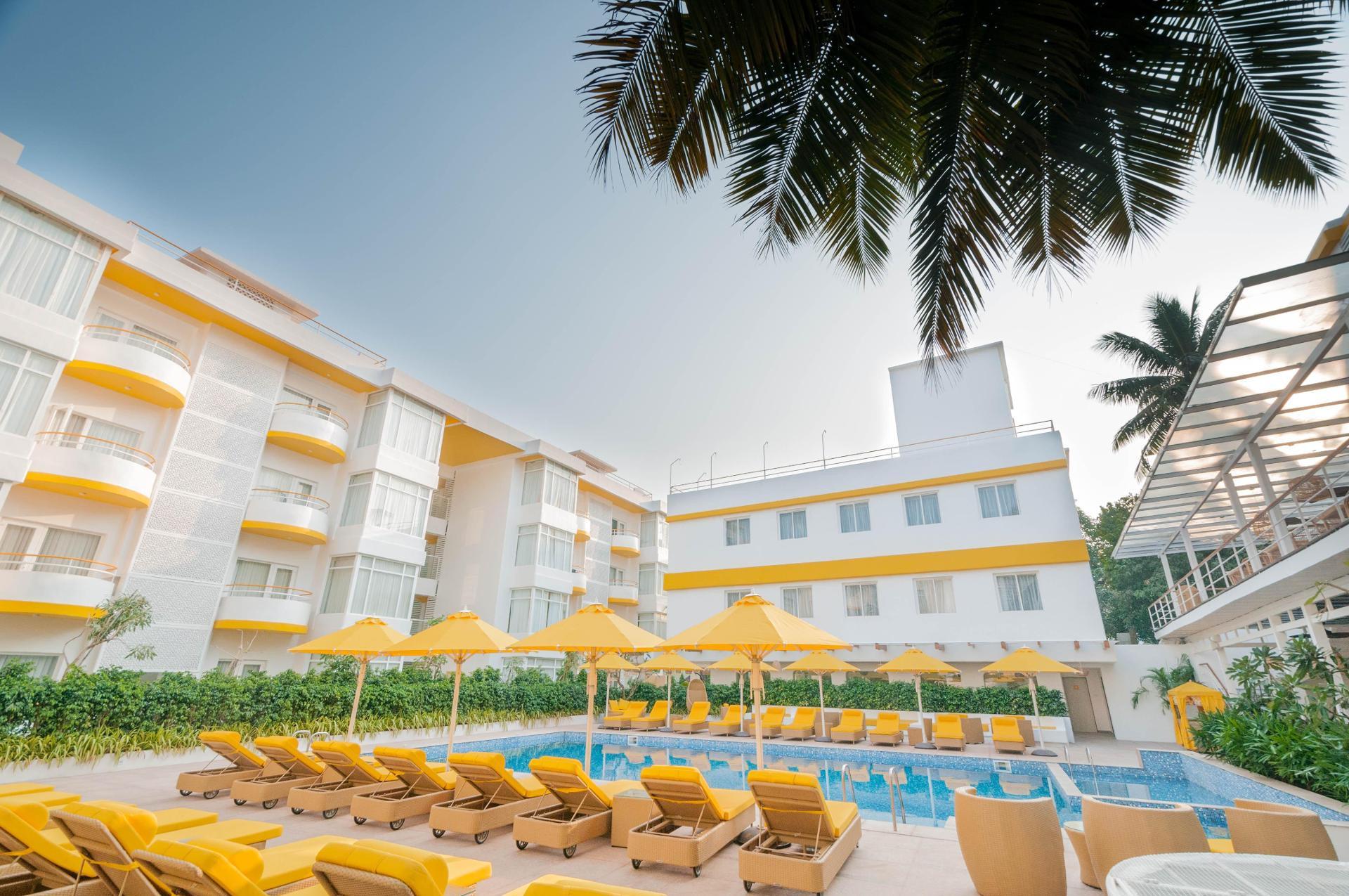 Vista Exterior BloomSuites - Calangute