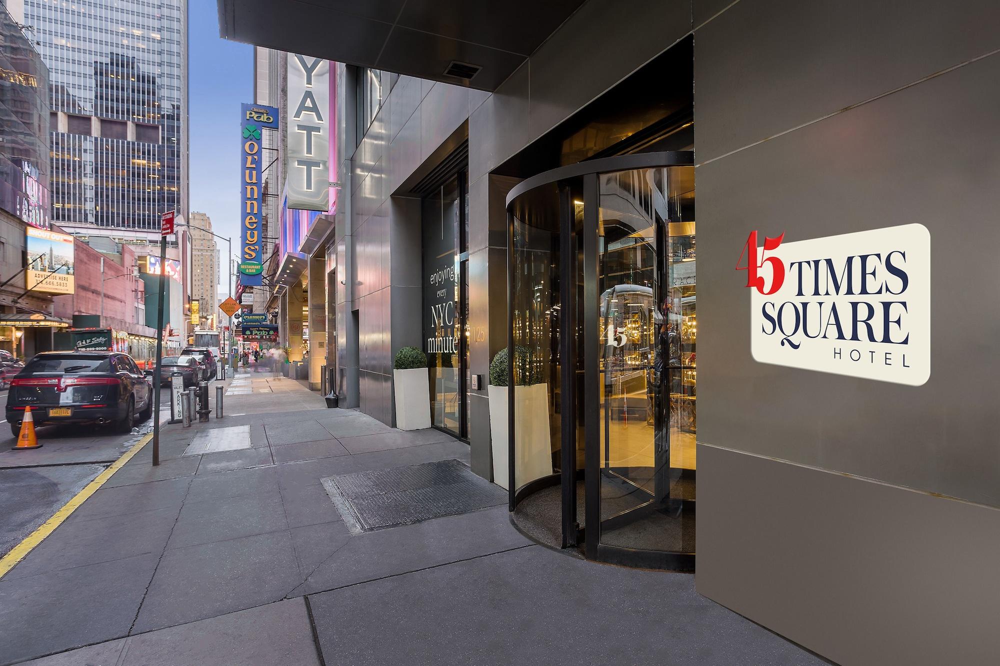 Vista Exterior 45 Times Square Hotel