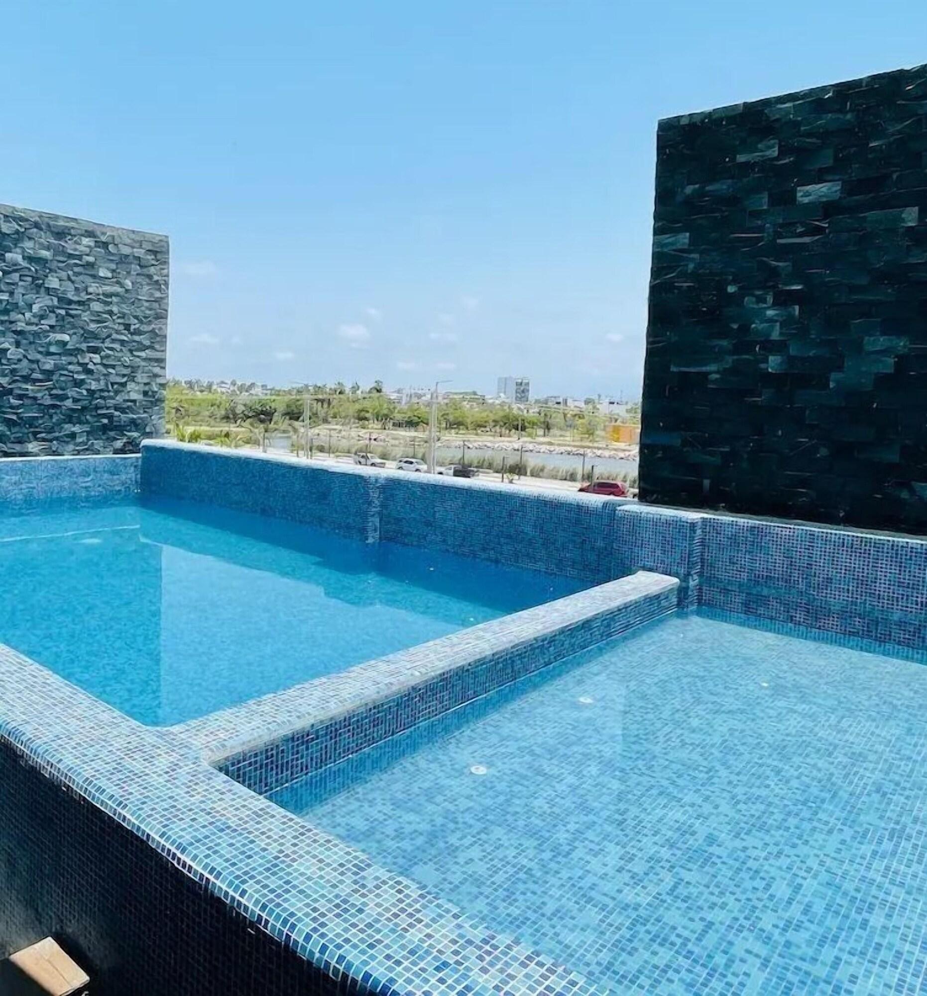 Varios CONDOS ONE ByTrvl2hm & Mazatlan Regency