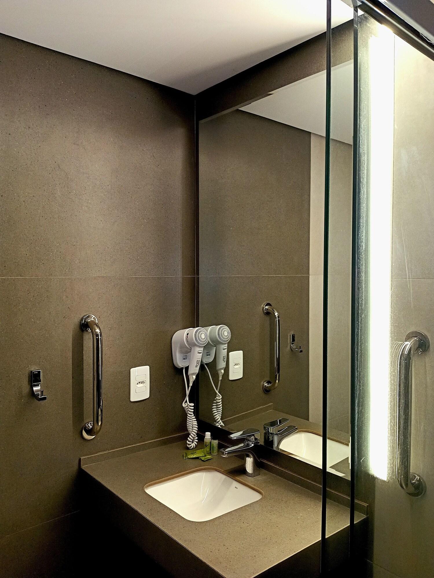 Equipamiento de Habitación HOTEL MERION
