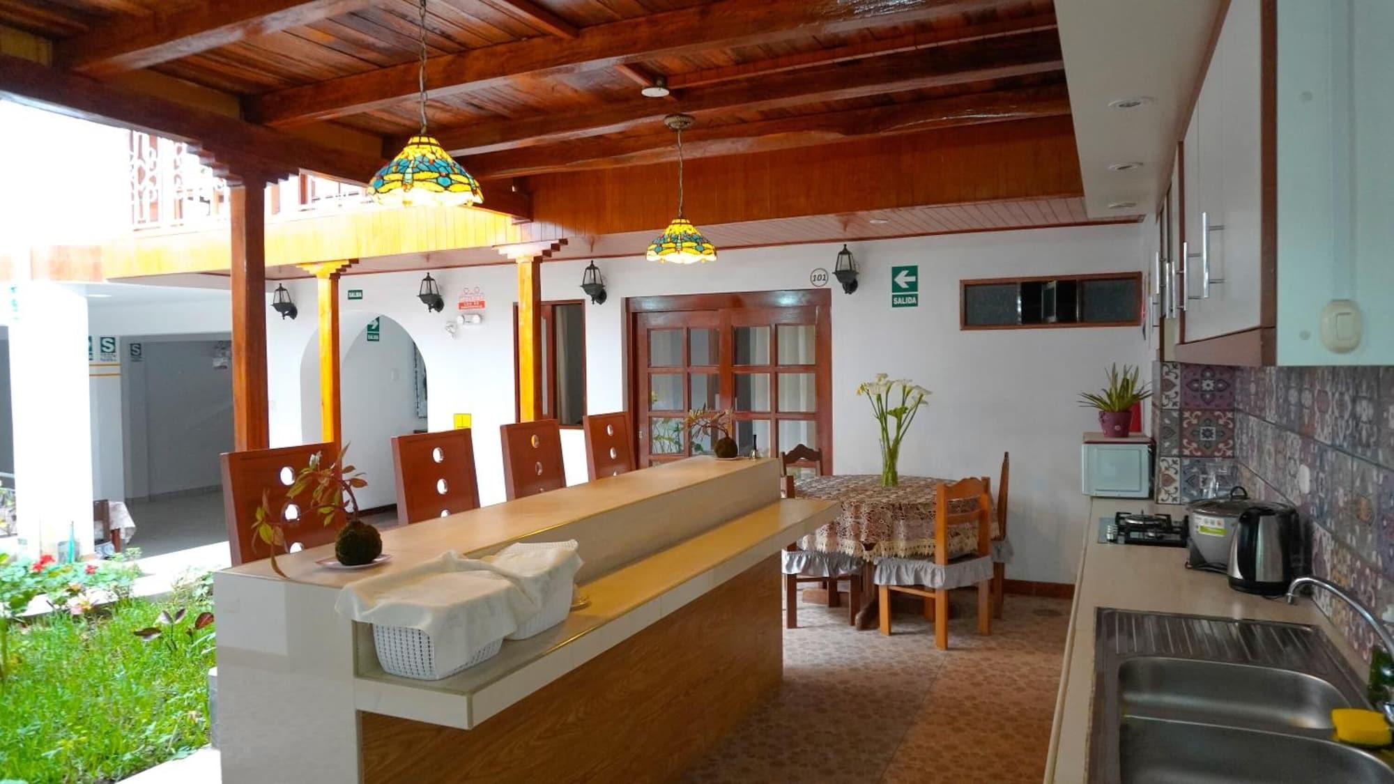 Equipamiento de Habitación Casa Kuelap Hostal
