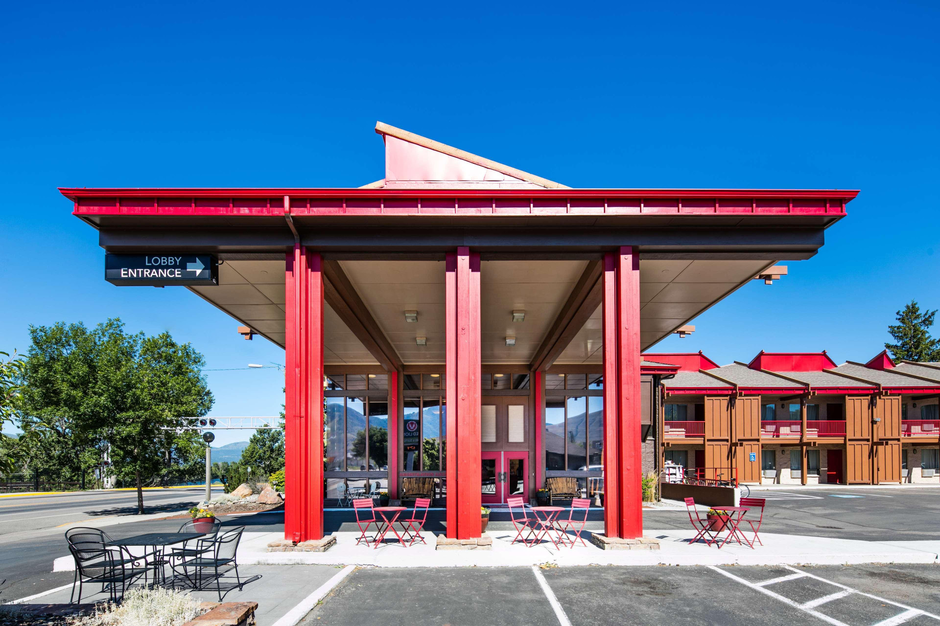 Vista Exterior Red Lion Inn & Suites Missoula