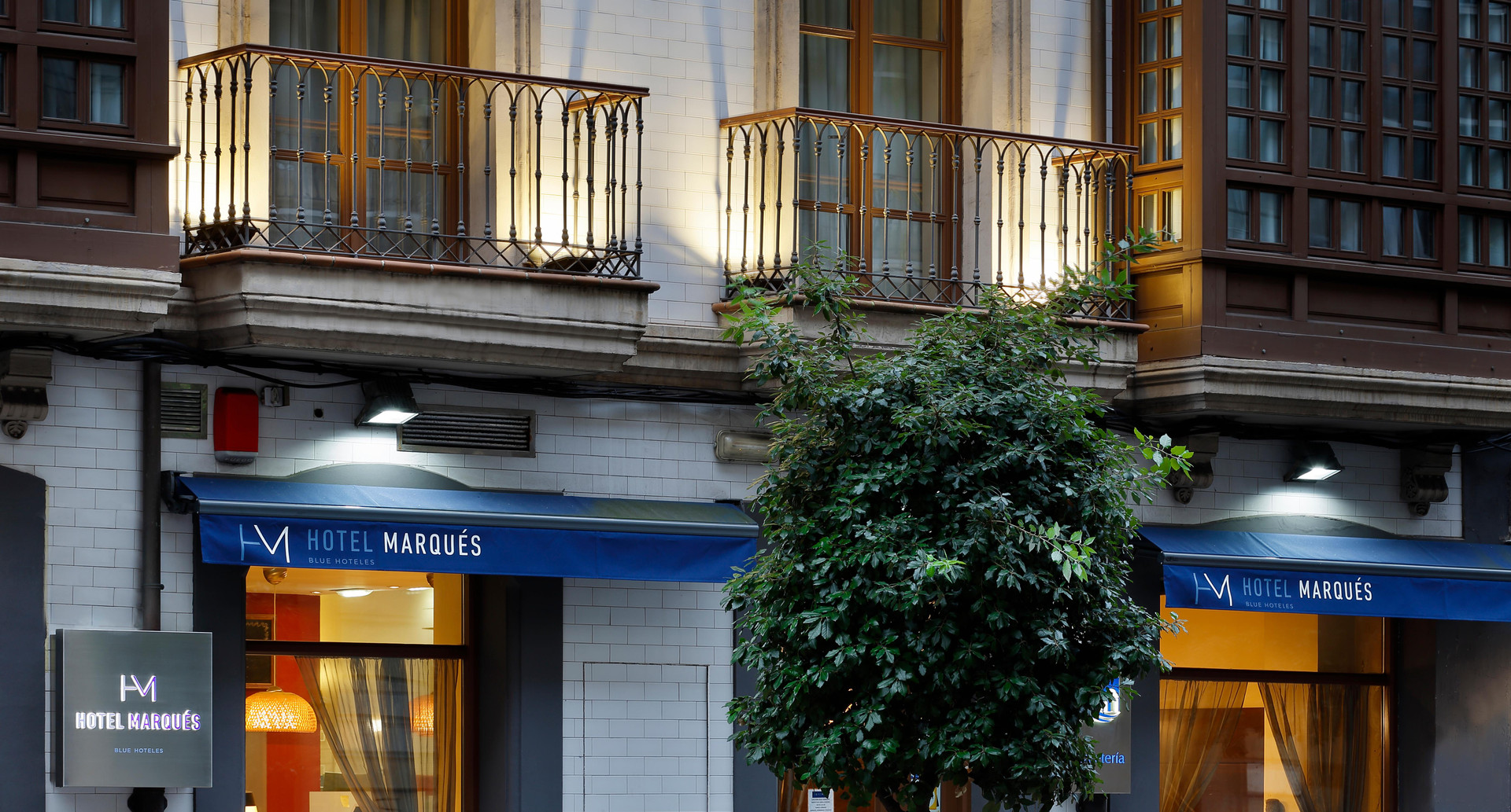 Vista Exterior Hotel Marqués, Blue Hoteles