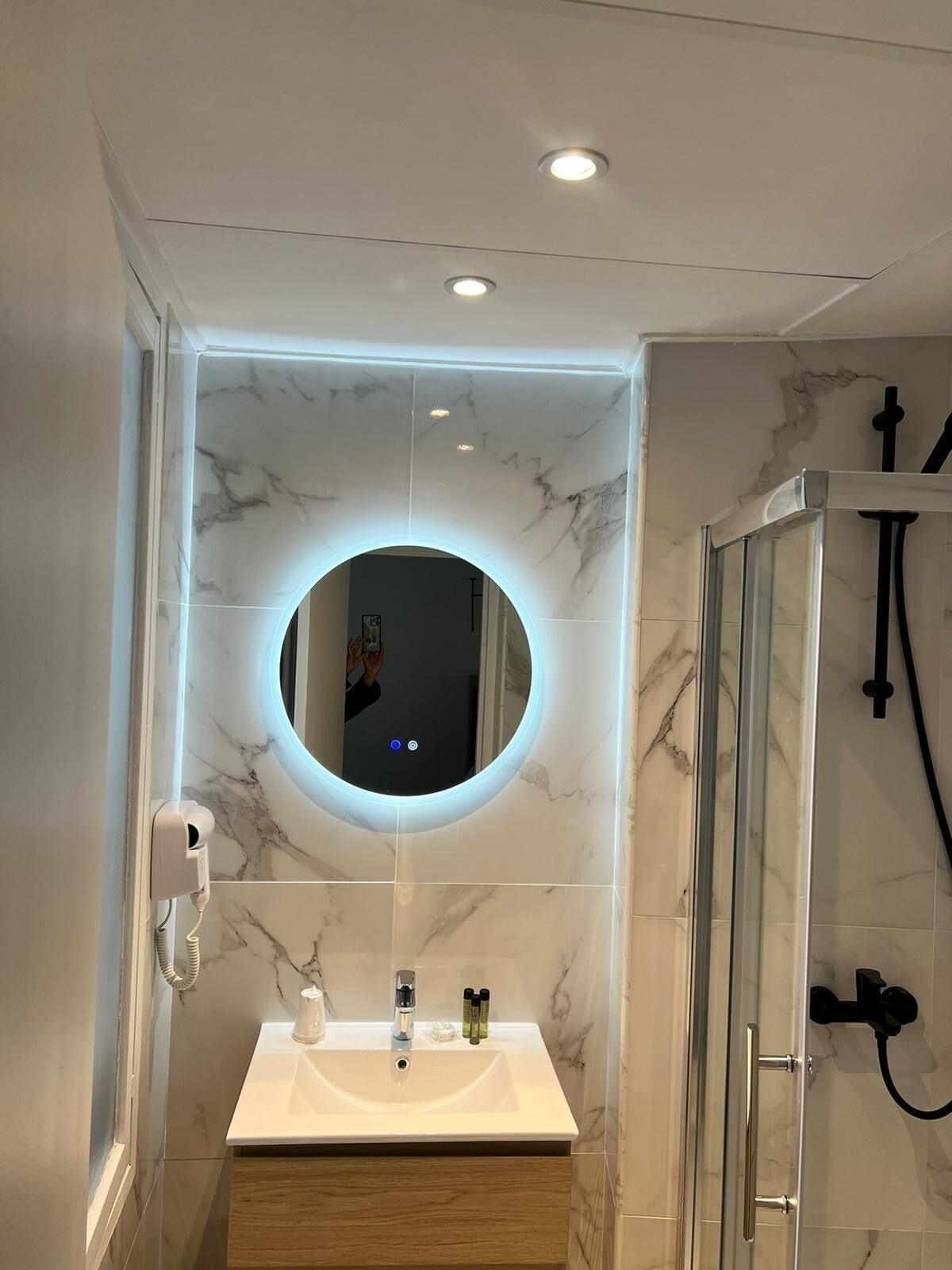 Equipamiento de Habitación Hôtel Lebron
