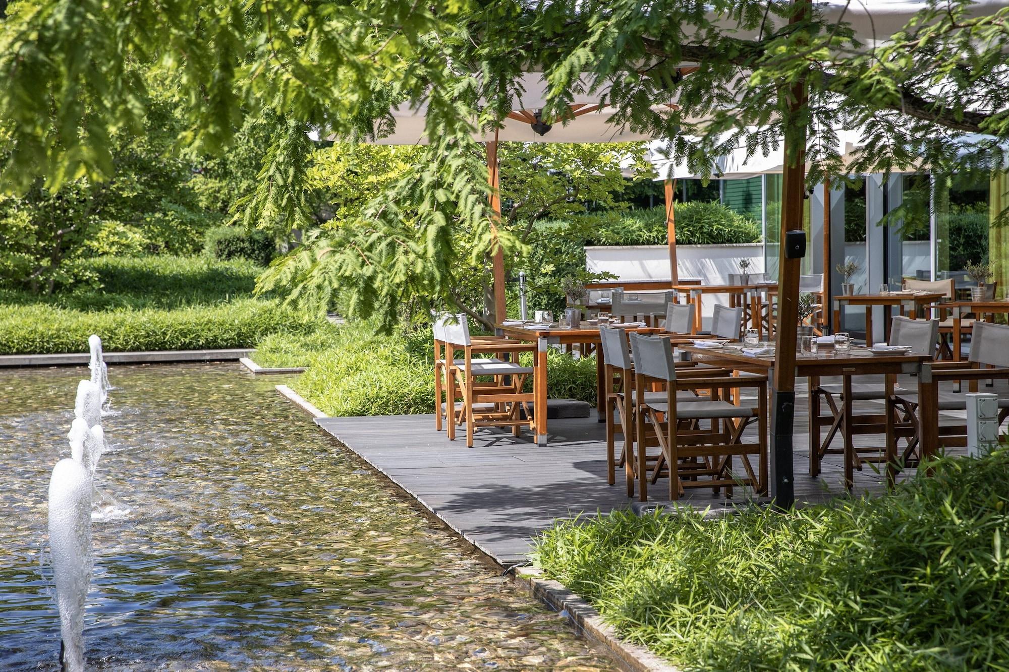 Restaurant InterContinental Geneve by IHG