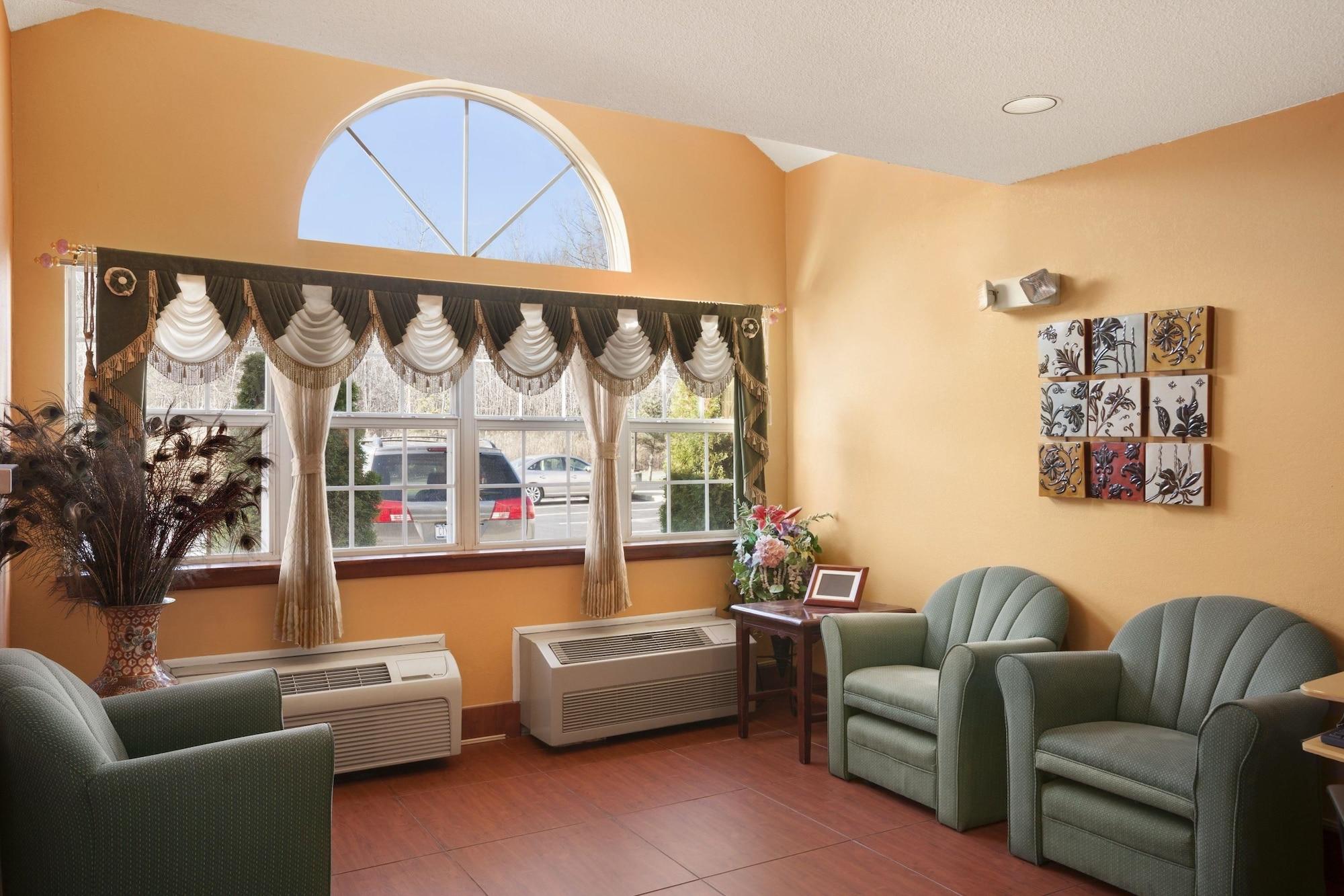 Vista Lobby Microtel Inn by Wyndham Albany Airport