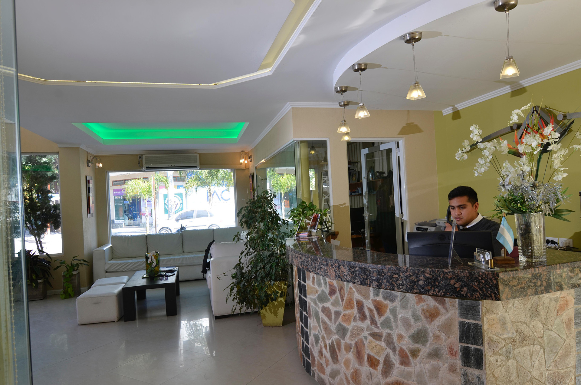 Vista Lobby Alto Verde Suites and Apart