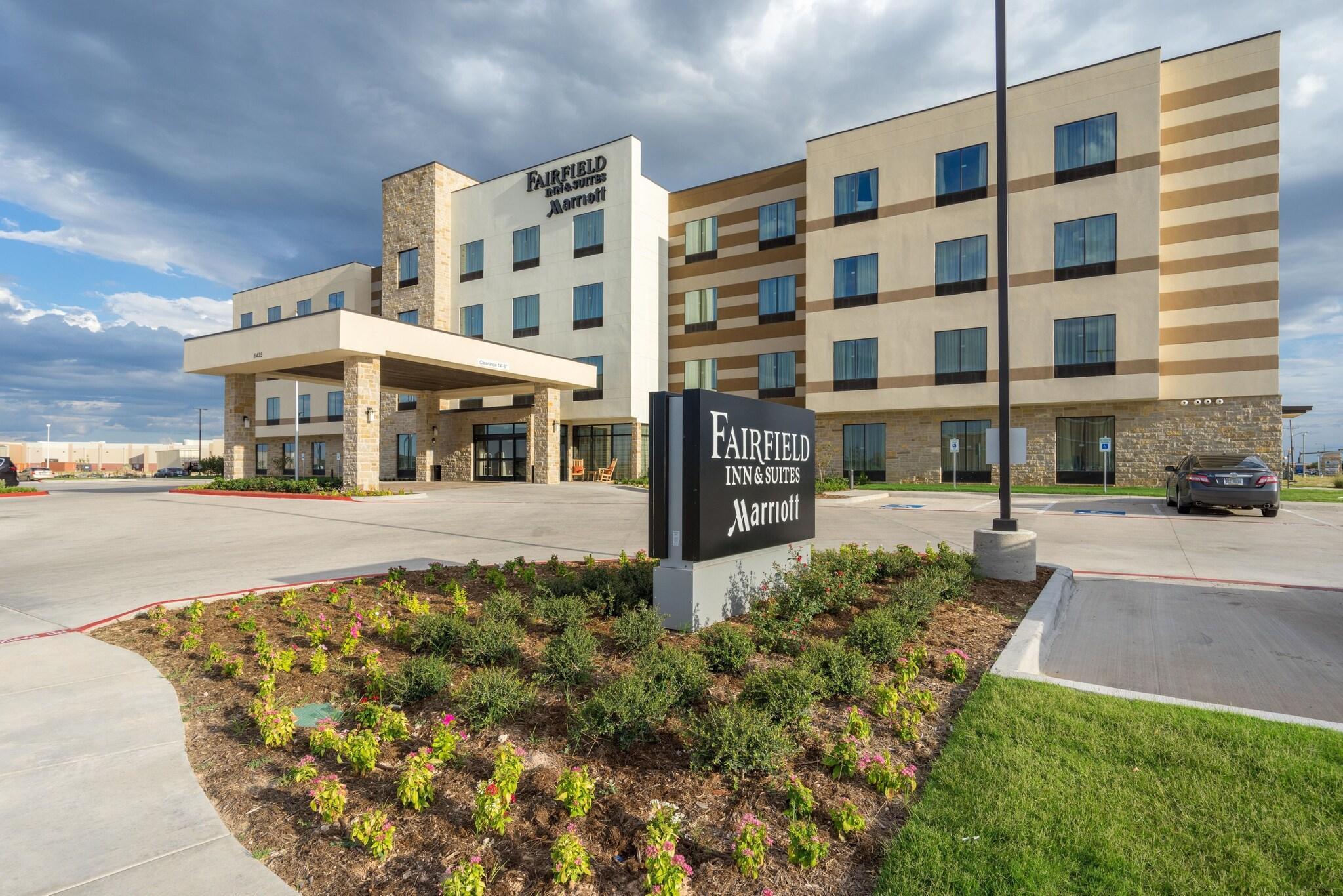 Vista Exterior Fairfield Inn and Suites by Marriott Lubbock Southwest