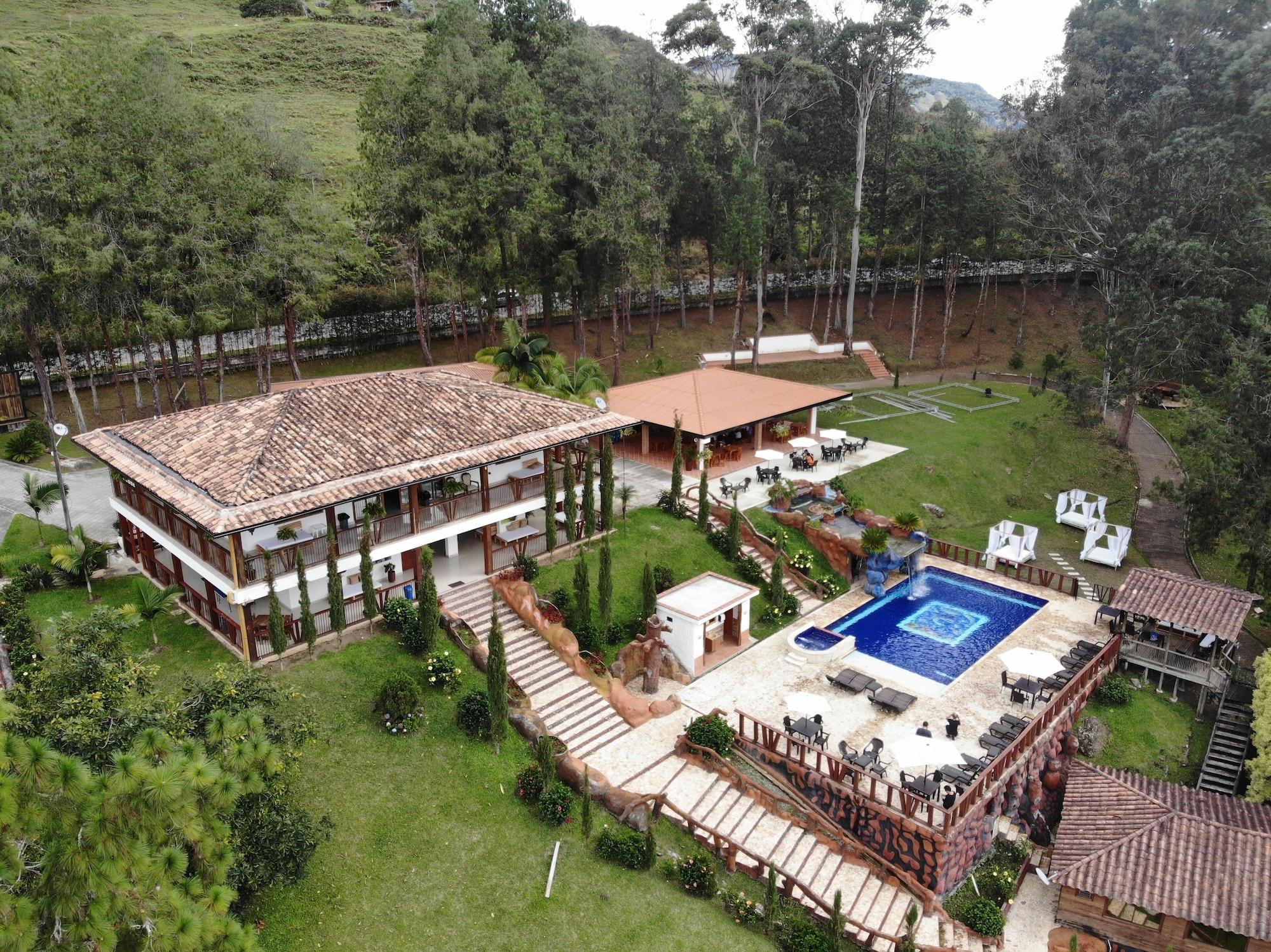 Bar/Salón Mansion by Bernalo Hotels