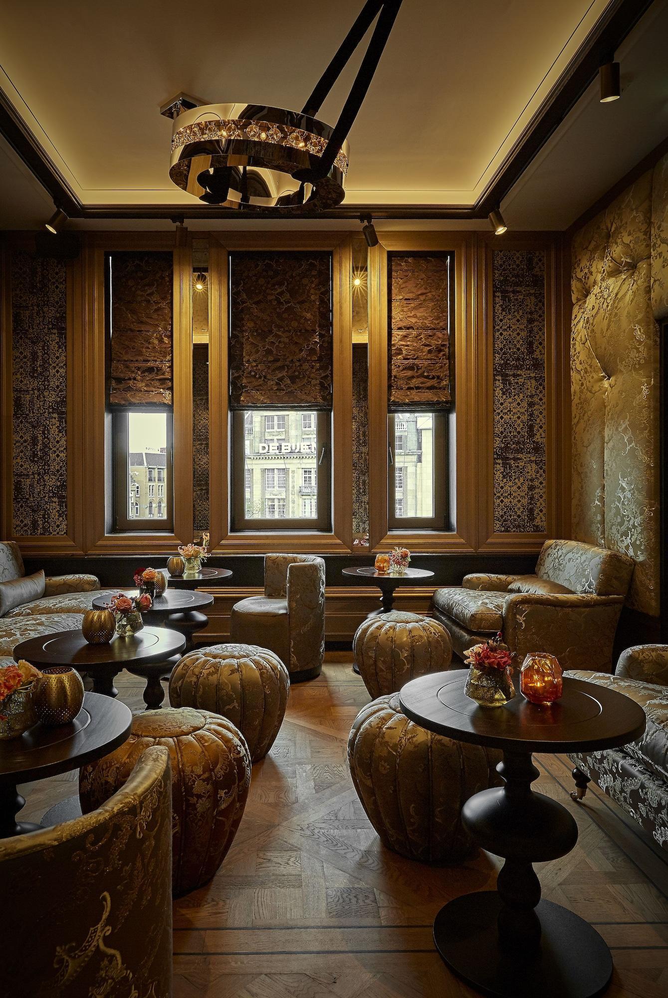 Bar/Salón Hotel TwentySeven