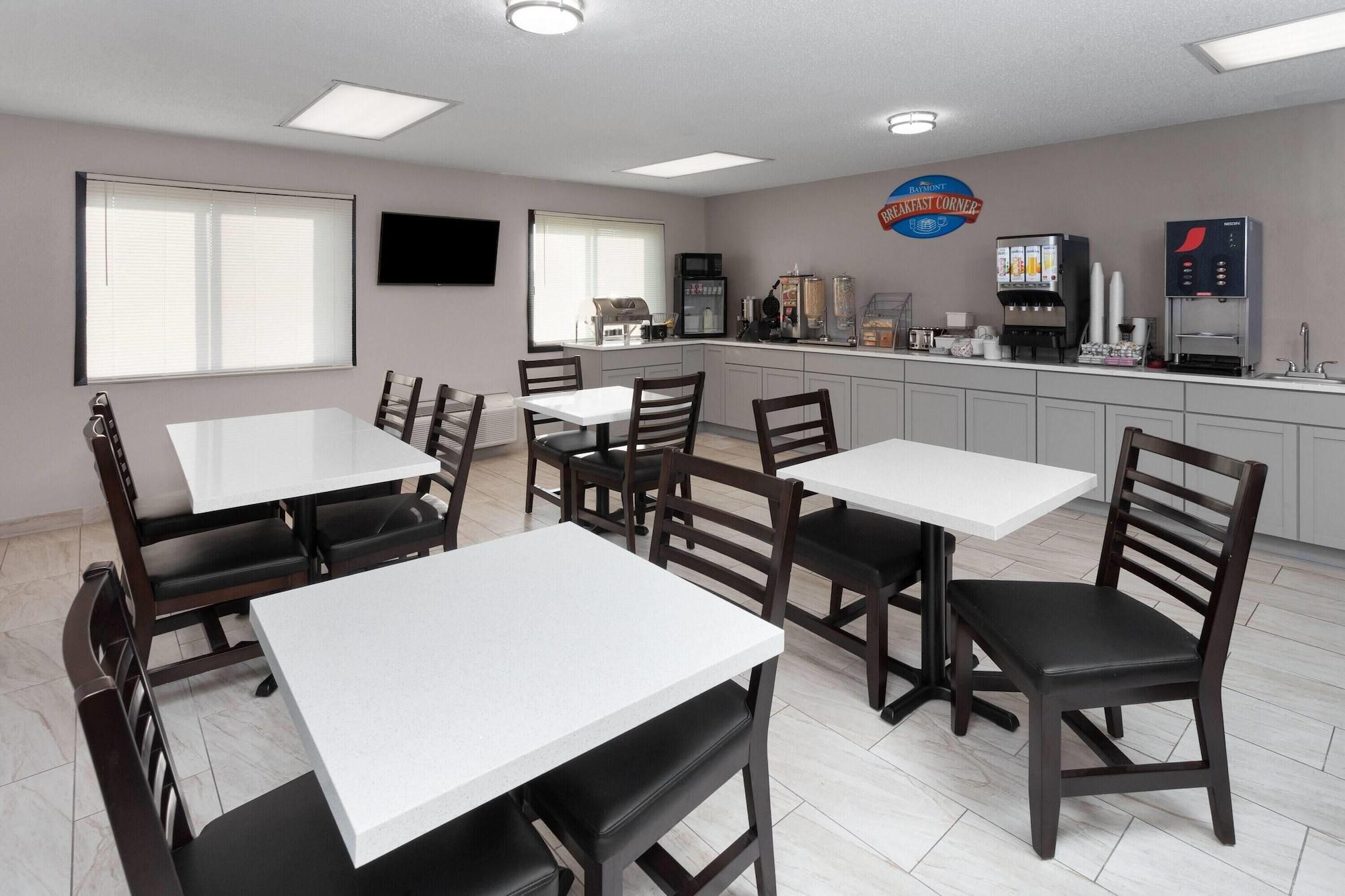 Restaurant Baymont inn by Wyndham Oshkosh Airport