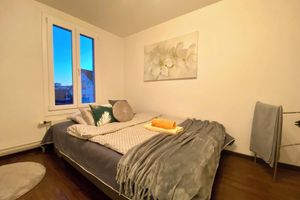 Alquiler Vacacional - Modern Lakeview 4-Bedroom-Apartment