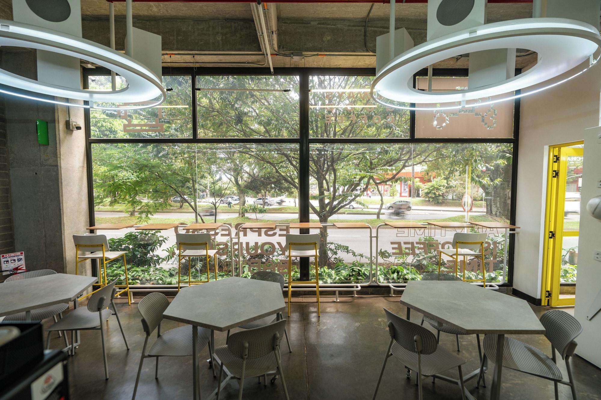 Set de Habitación Indie Universe Creative Hotel