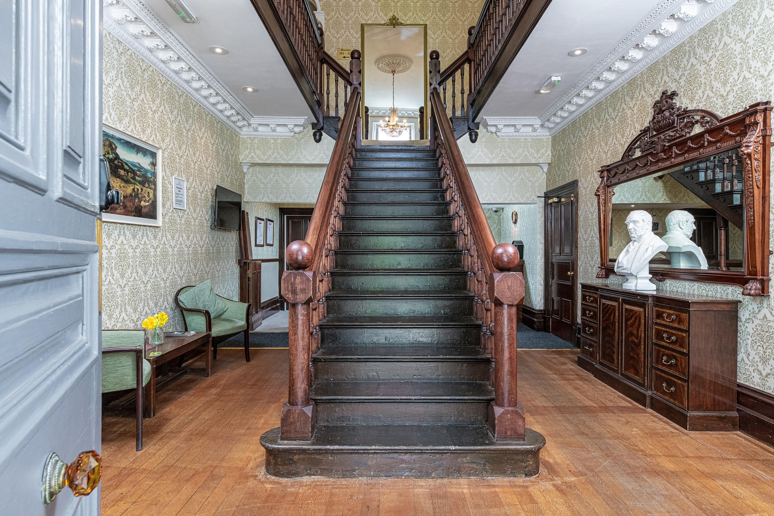 Vista Lobby Northop Hall