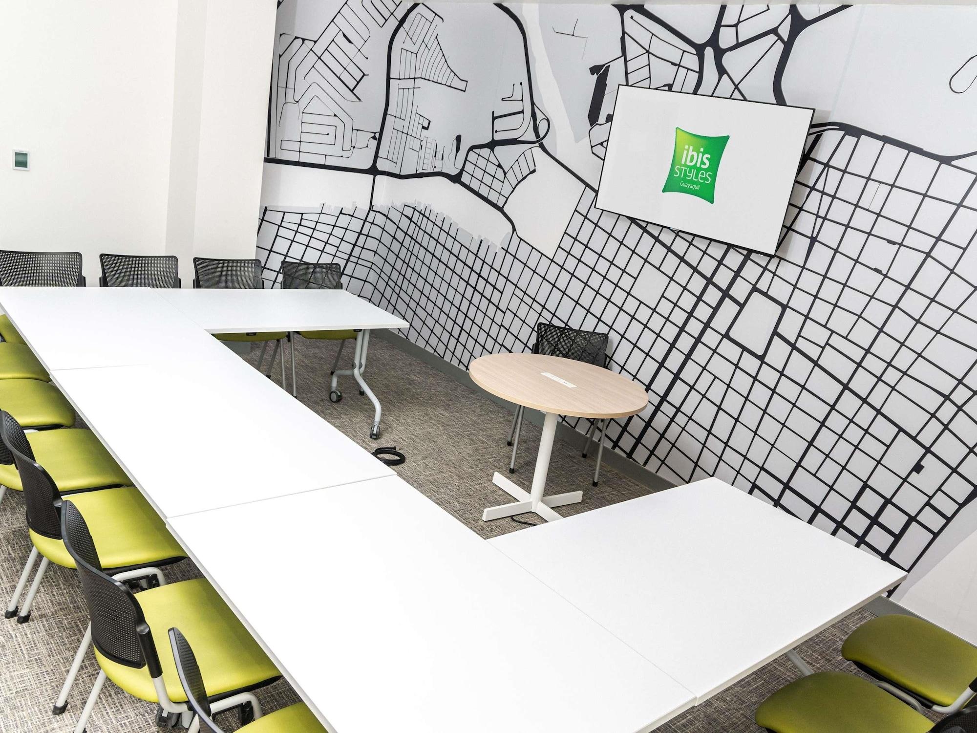 Sala de Reuniones Ibis Styles El Malecon Guayaquil